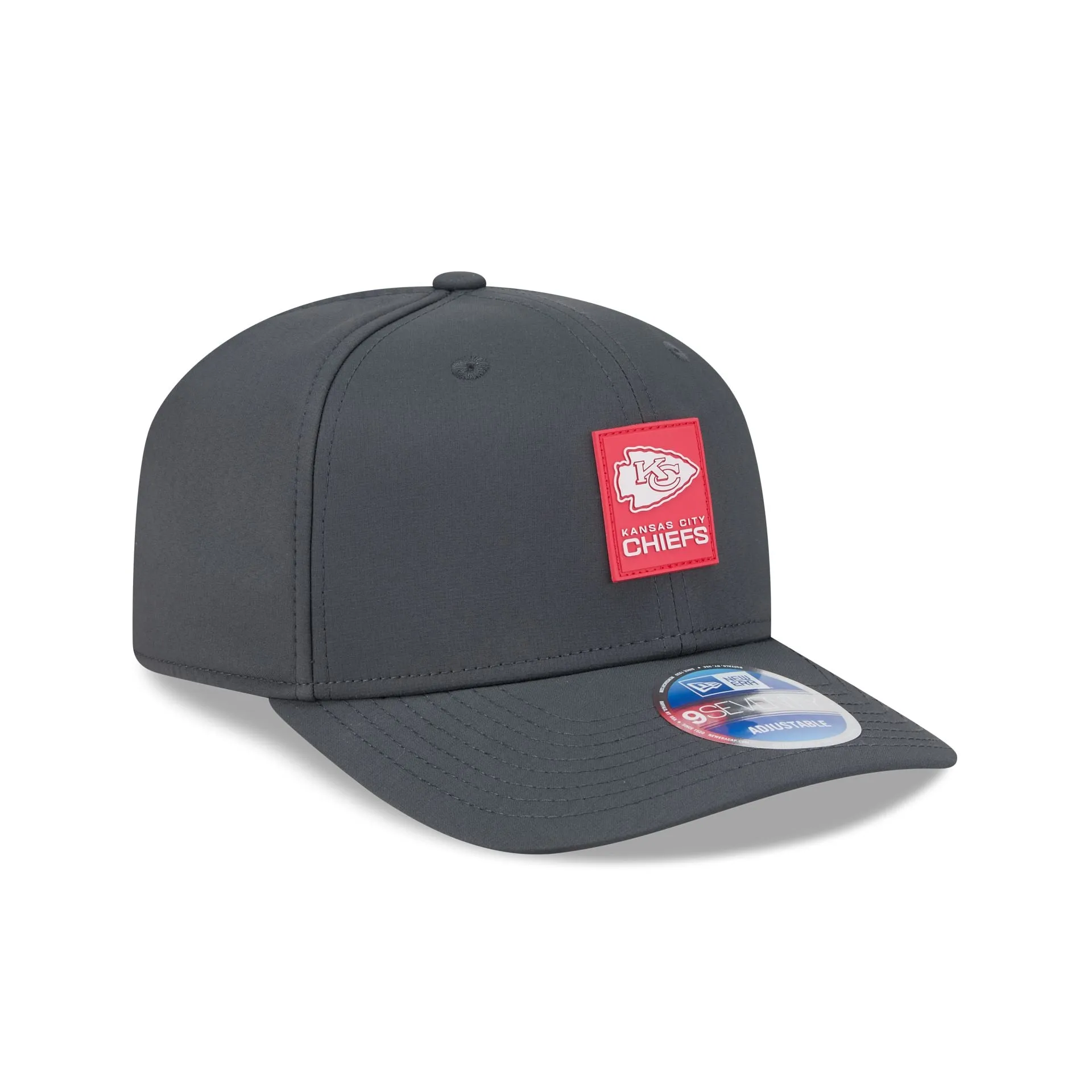 Kansas City Chiefs 2025 Sideline Cold Weather Steel Clouds 9SEVENTY Stretch-Snap Hat sold by New Era product image thumbnail 5