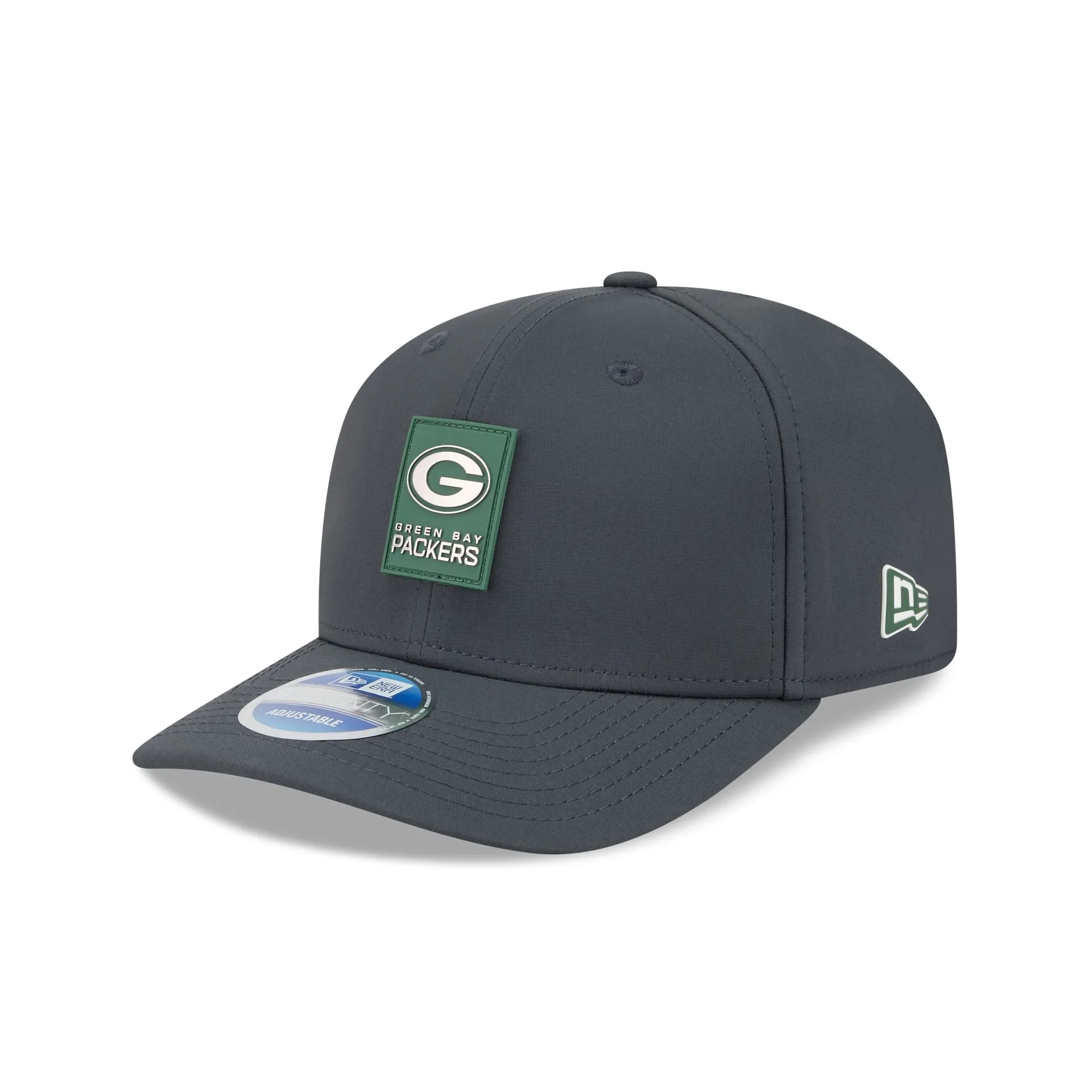 Green Bay Packers 2025 Sideline Cold Weather Steel Clouds 9SEVENTY Stretch-Snap Hat sold by New Era