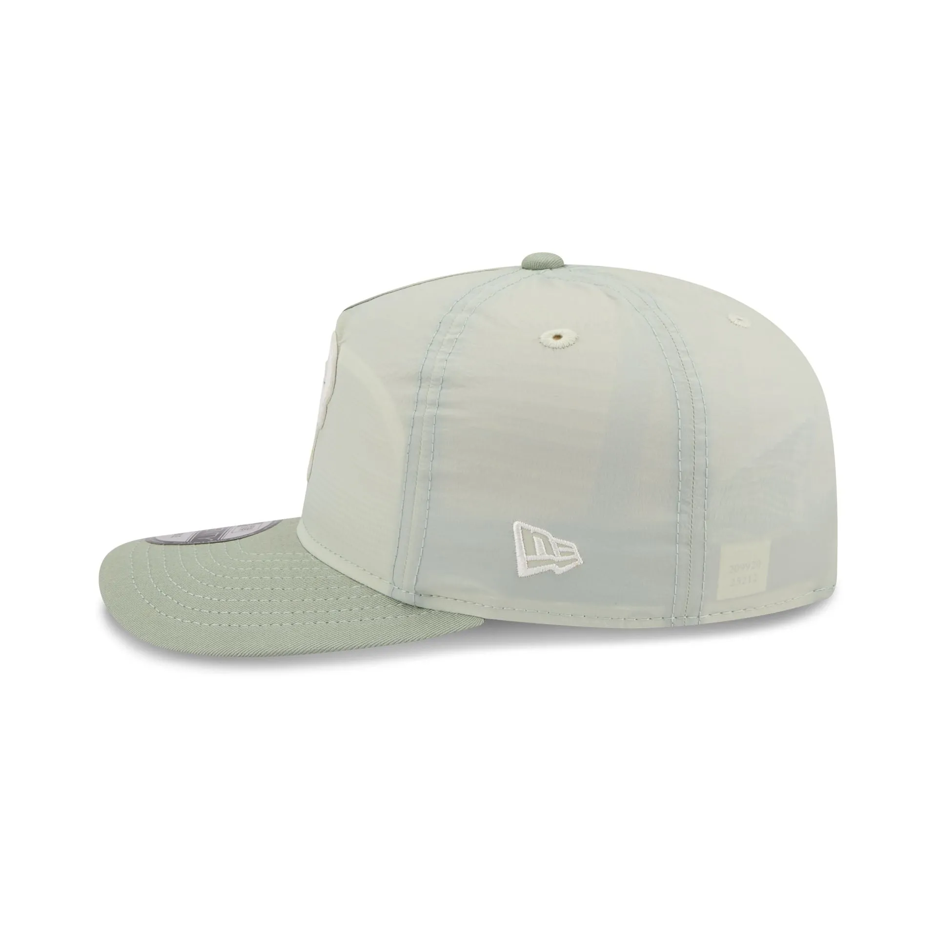 Milwaukee Bucks Crinkle 19TWENTY Adjustable Hat sold by New Era product image thumbnail 4
