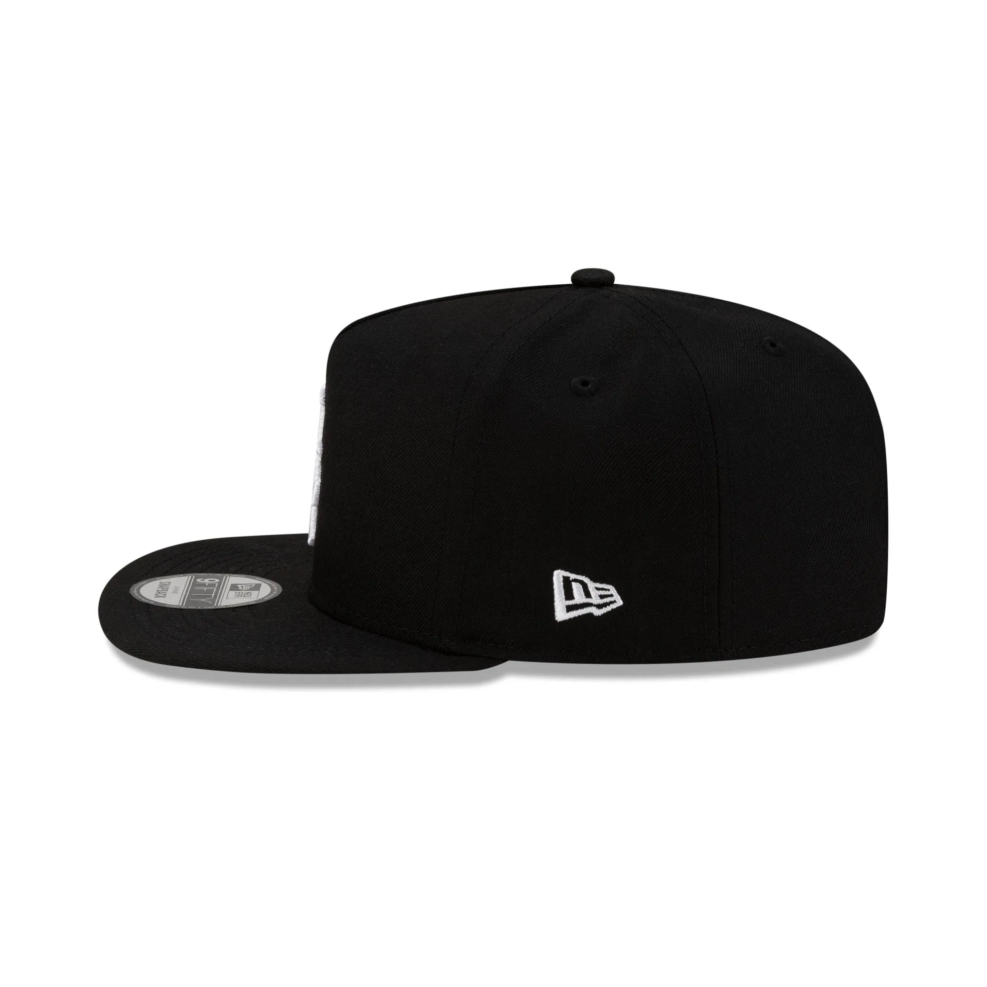 New York Mets Upside Down Logo Black 9FIFTY A-Frame Snapback Hat sold by New Era product image thumbnail 4