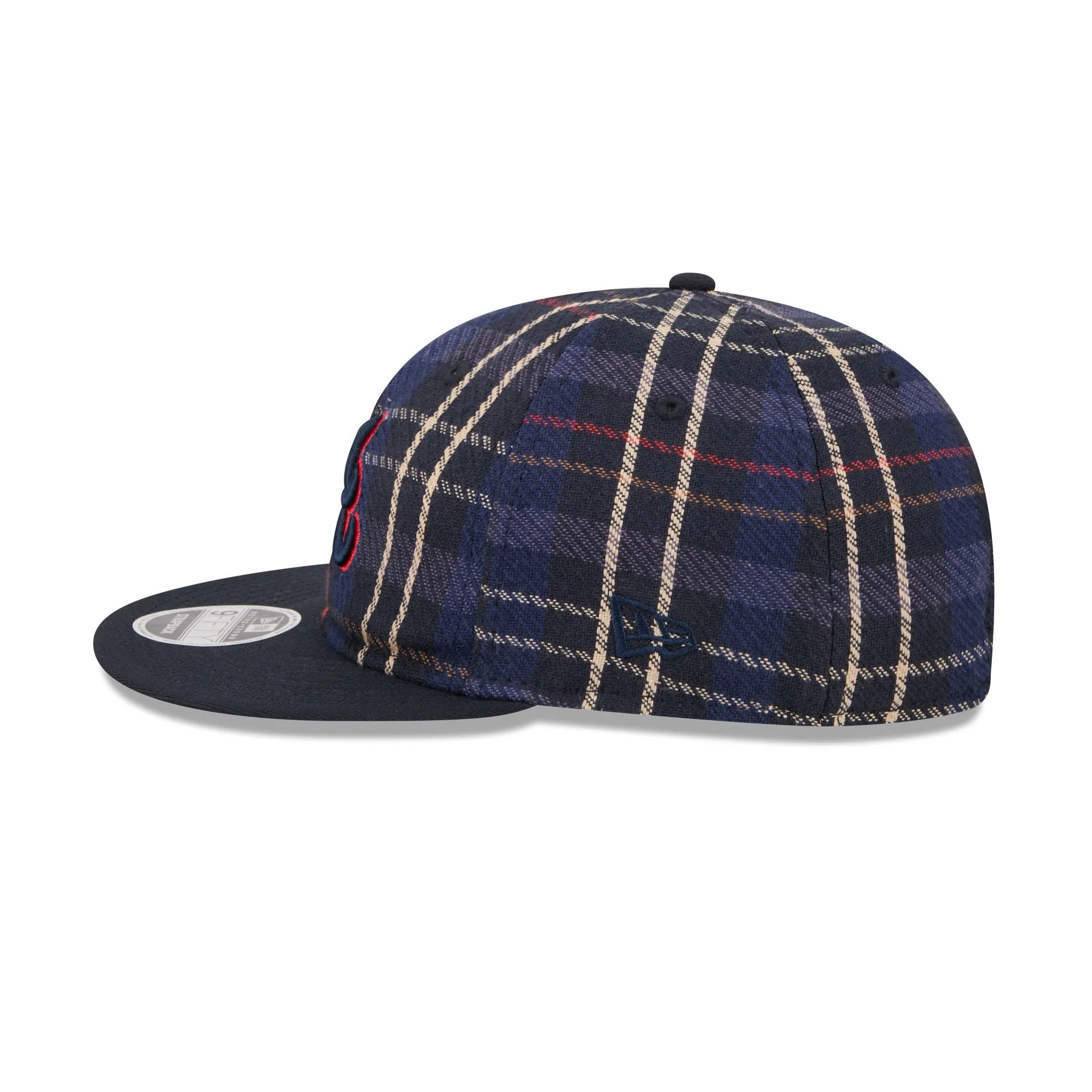 Atlanta Braves Grunge Plaid Retro Crown 9FIFTY Adjustable Hat sold by New Era product image thumbnail 4