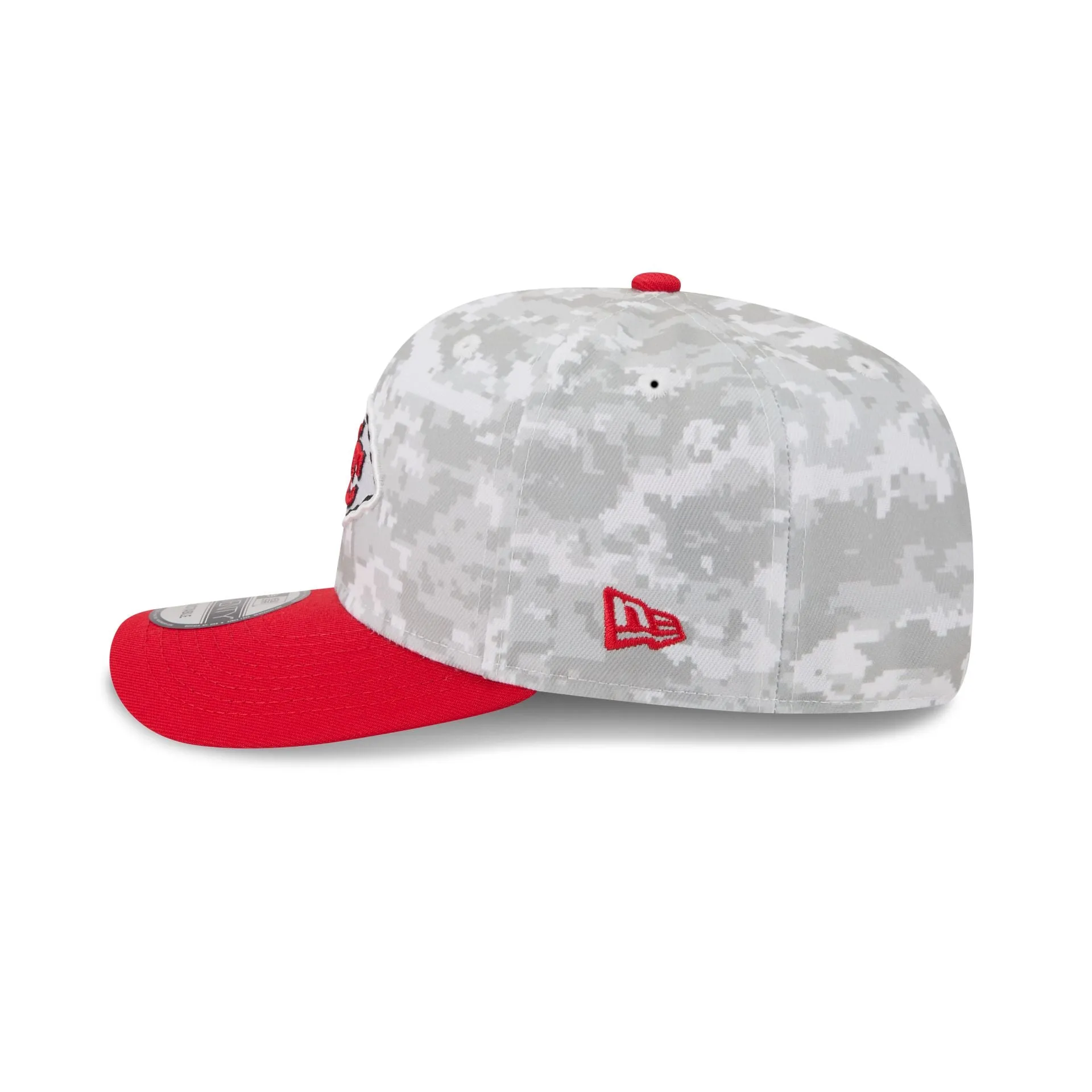 Kansas City Chiefs 2025 Salute to Service Fan Gear 9SEVENTY Stretch-Snap Hat sold by New Era product image thumbnail 5
