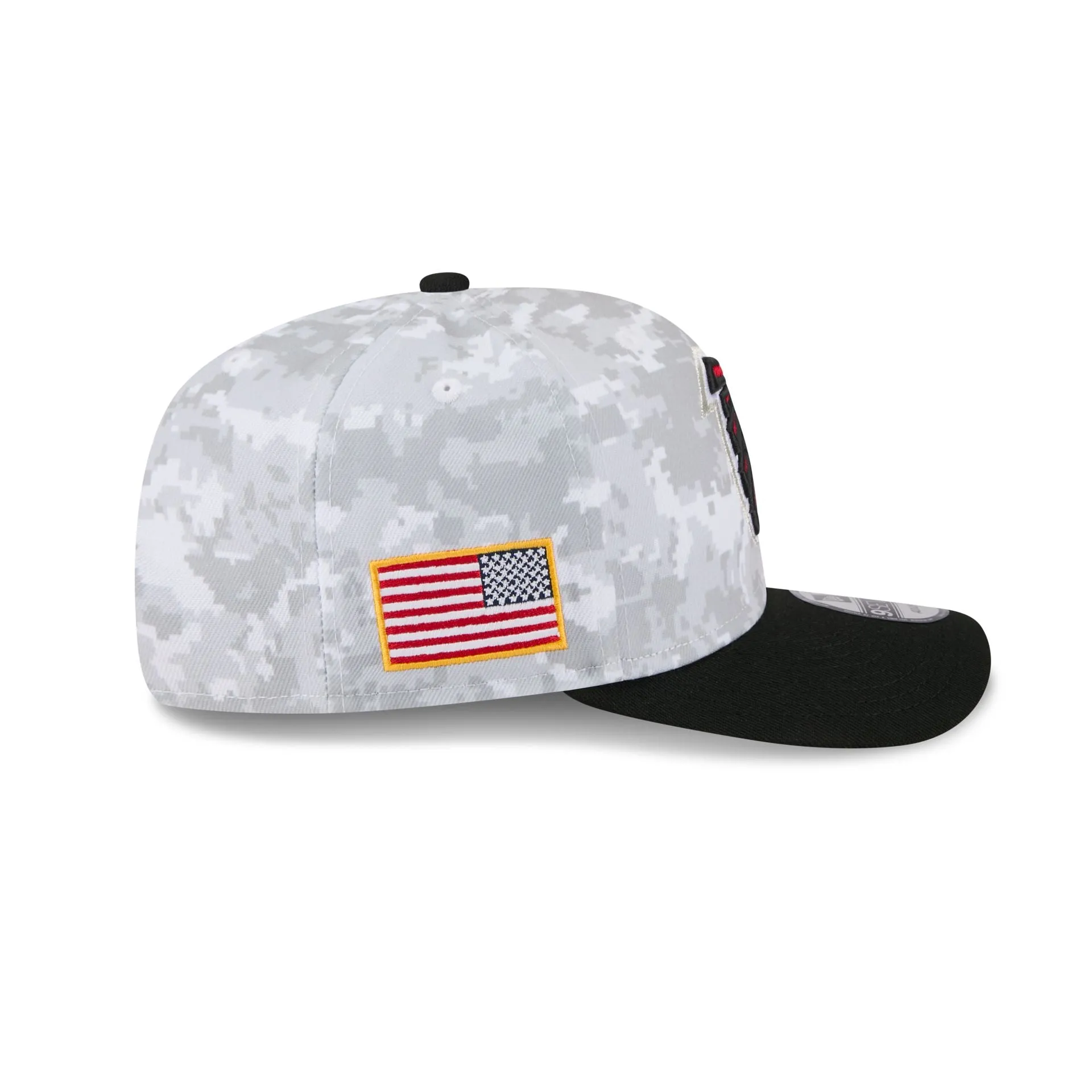 Atlanta Falcons 2025 Salute to Service Fan Gear 9SEVENTY Stretch-Snap Hat sold by New Era product image thumbnail 4