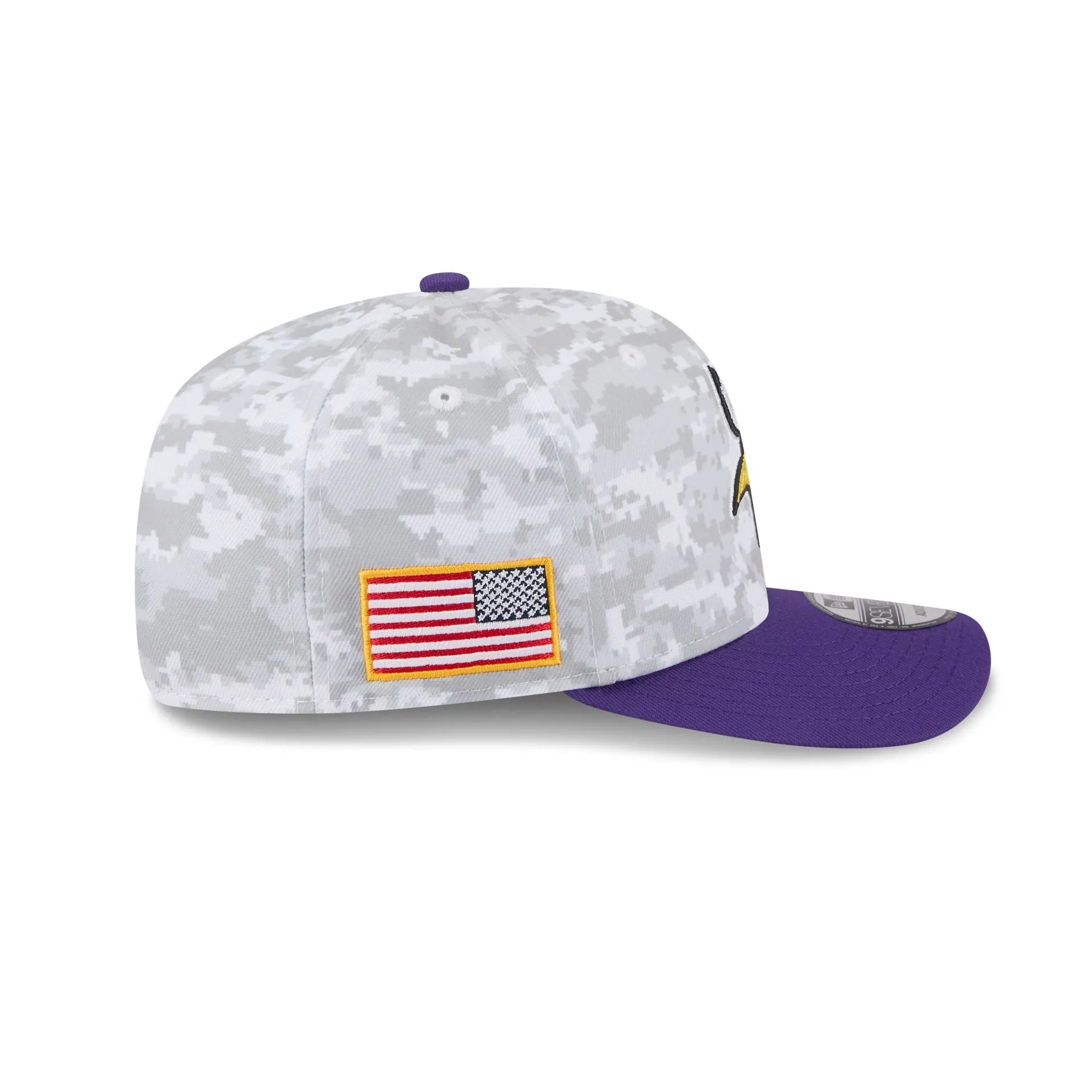 Minnesota Vikings 2025 Salute to Service Fan Gear 9SEVENTY Stretch-Snap Hat sold by New Era product image thumbnail 4