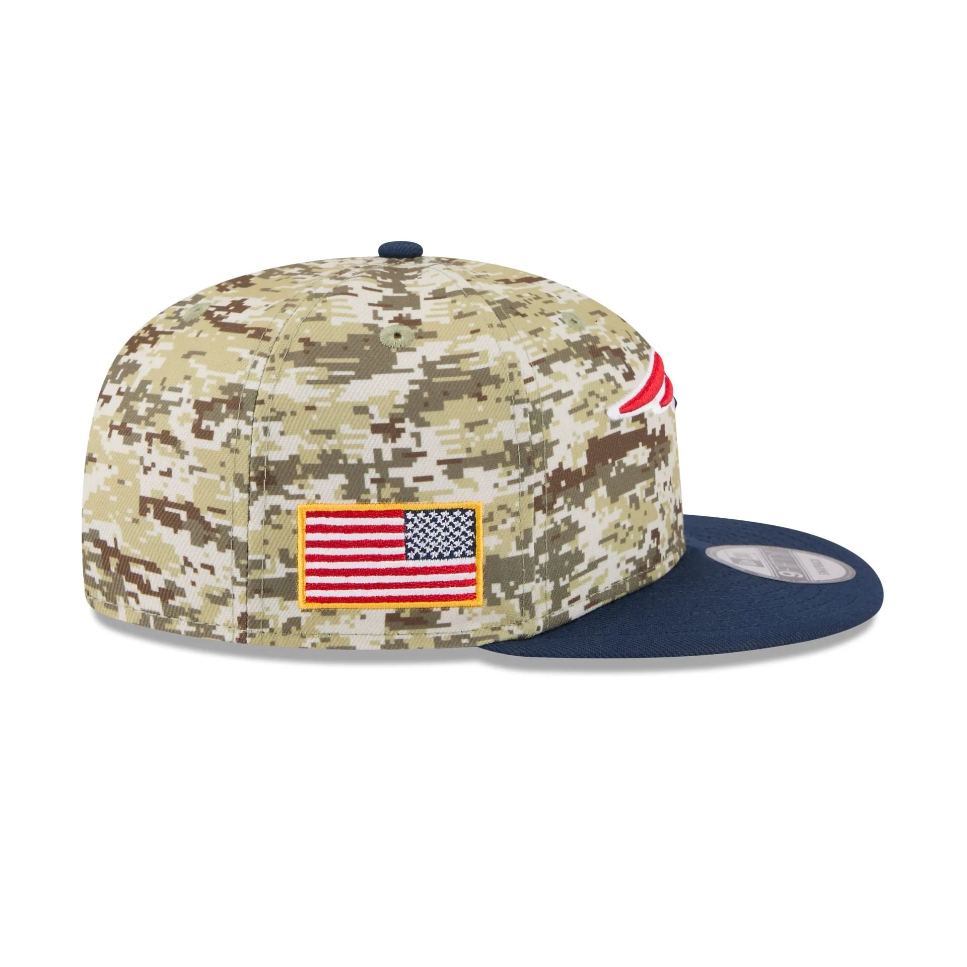 New England Patriots 2025 Salute to Service Fan Gear 9FIFTY Snapback Hat sold by New Era product image thumbnail 4