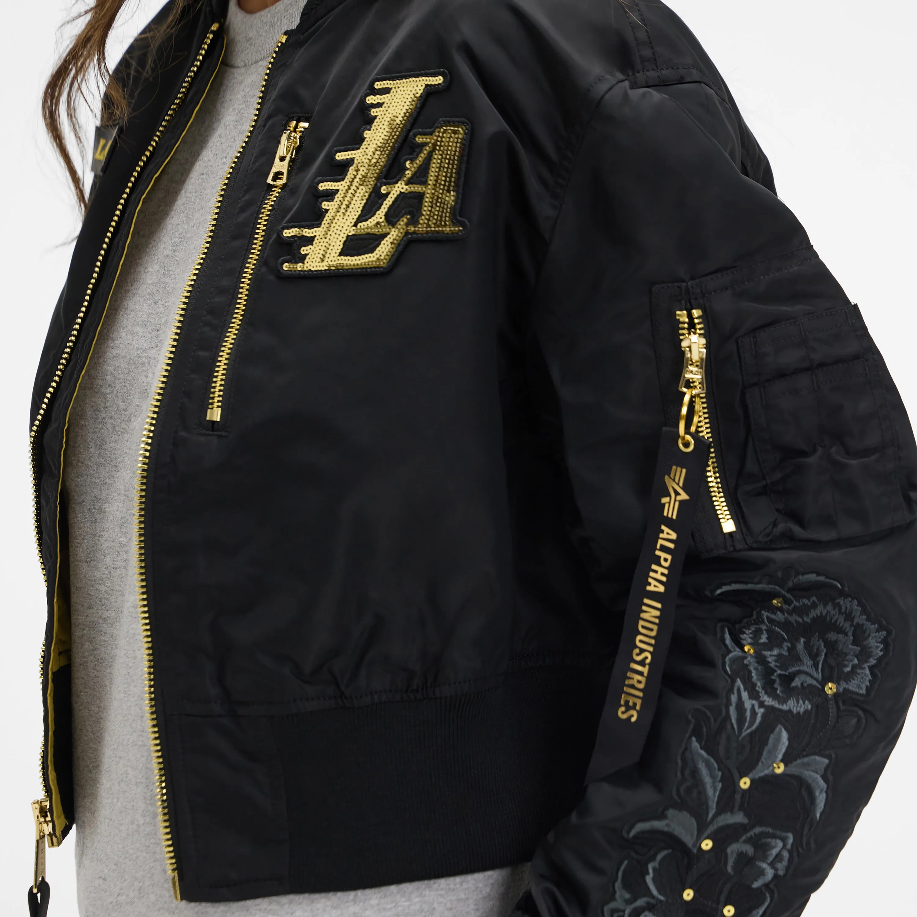 Alpha Industries x New York Knicks Black and Gold Women's Cropped L-2B Bomber Jacket sold by New Era product image thumbnail 5