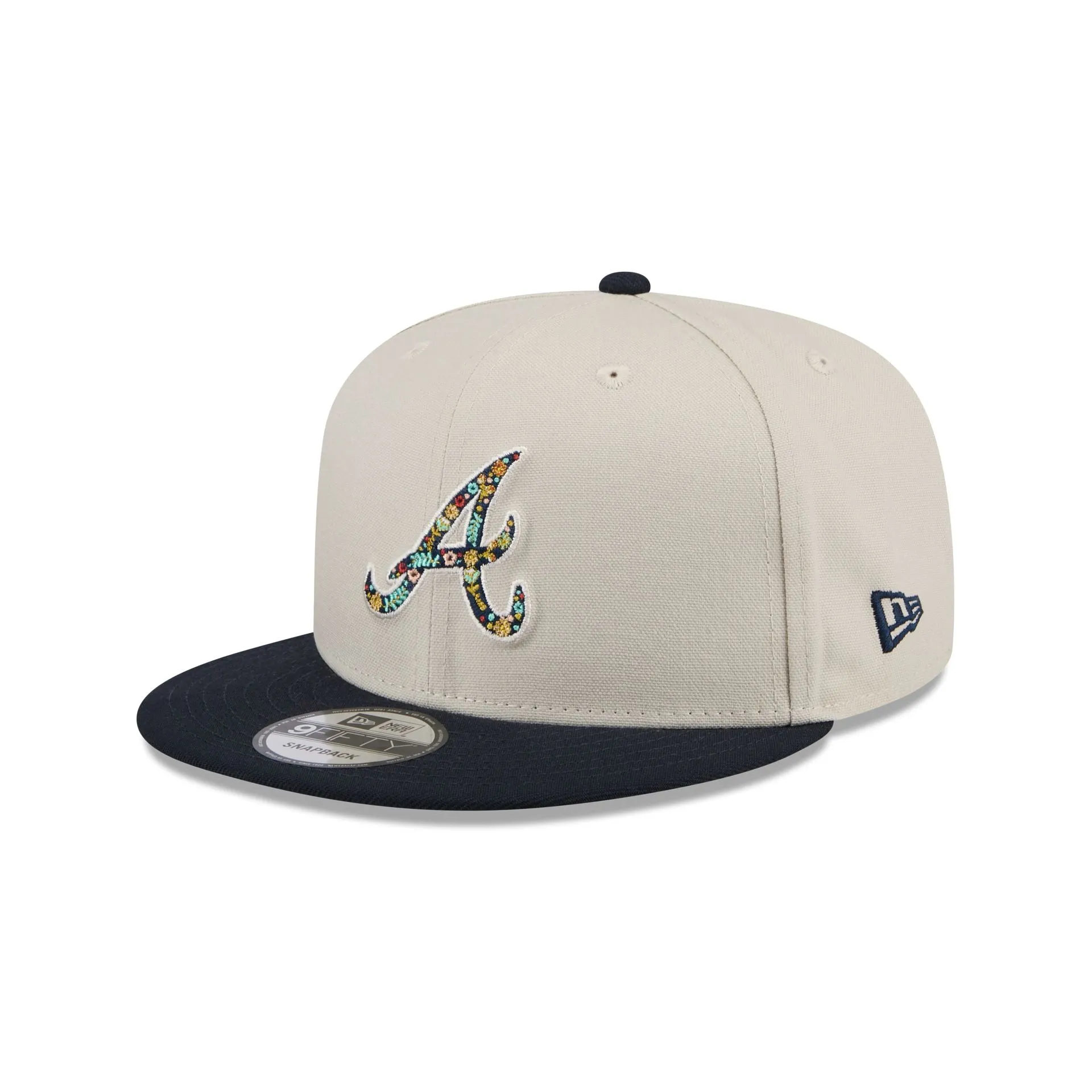 Atlanta Braves Floral Fill 9FIFTY Snapback Hat sold by New Era product image thumbnail 3