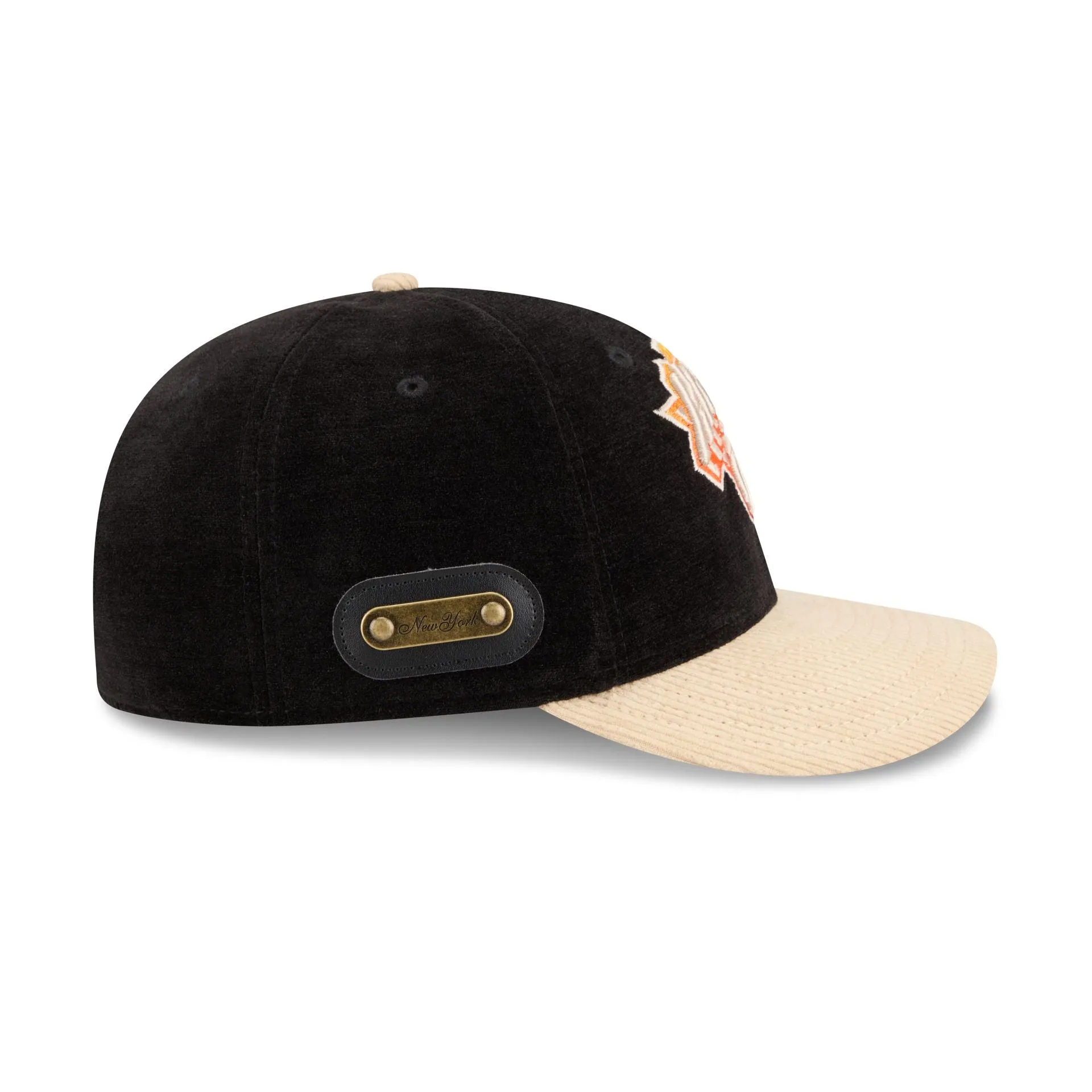 New York Knicks Fall Velvet Low Profile 59FIFTY Fitted Hat sold by New Era product image thumbnail 4