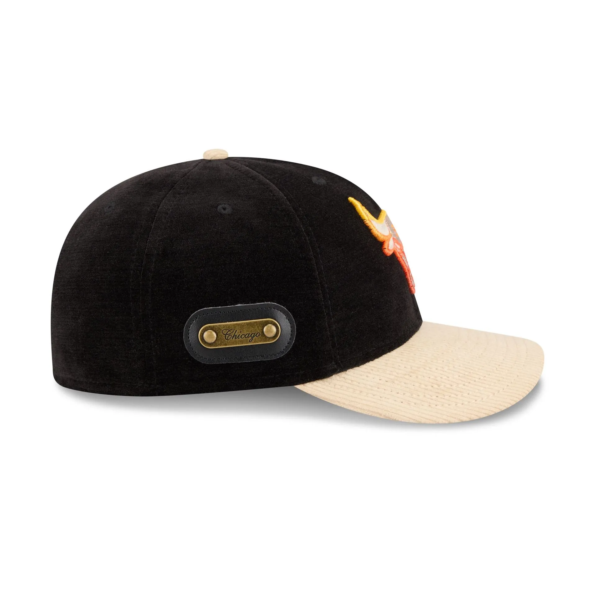 Chicago Bulls Fall Velvet Low Profile 59FIFTY Fitted Hat sold by New Era product image thumbnail 4