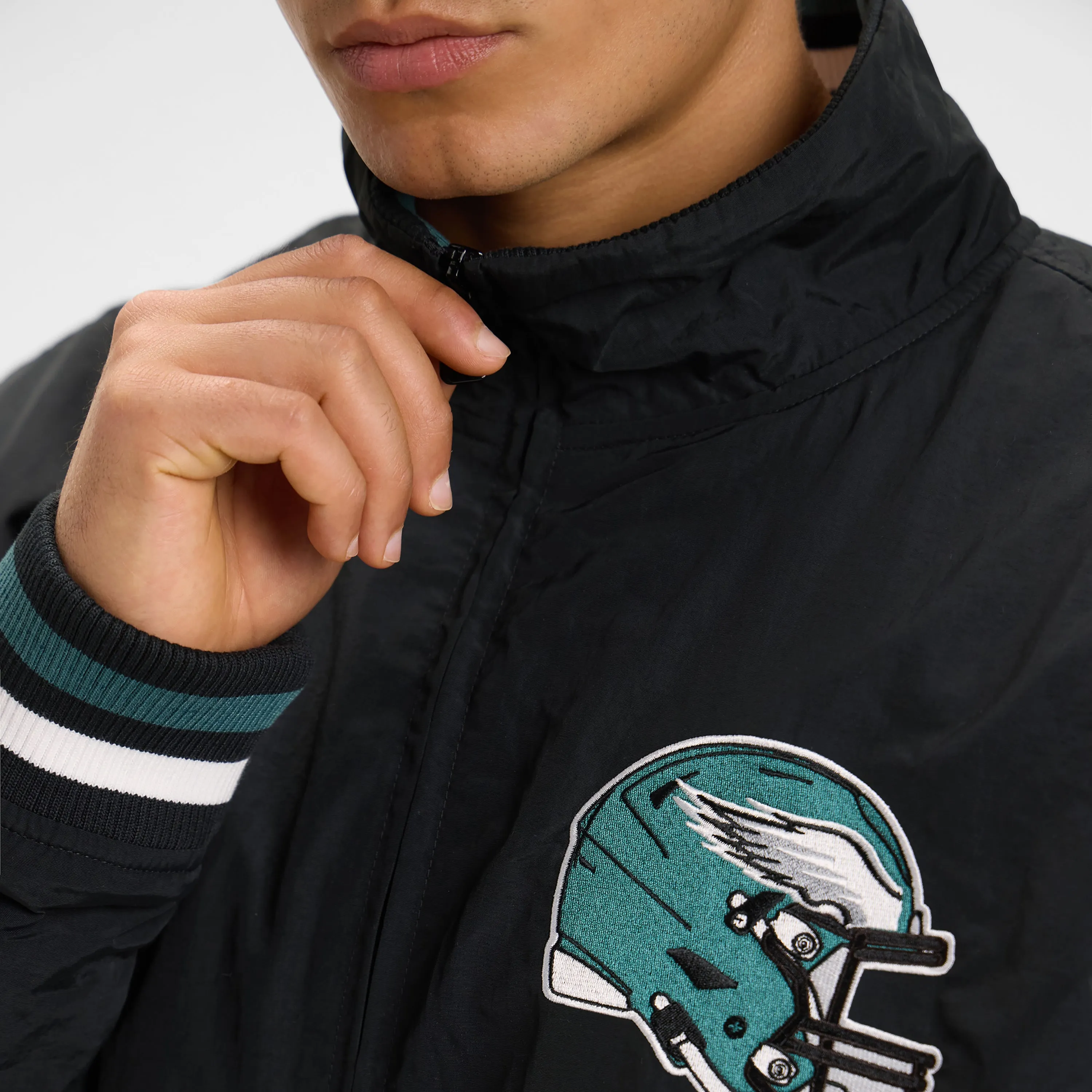 Los Angeles Lakers Throwback Nylon Jacket sold by New Era product image thumbnail 4