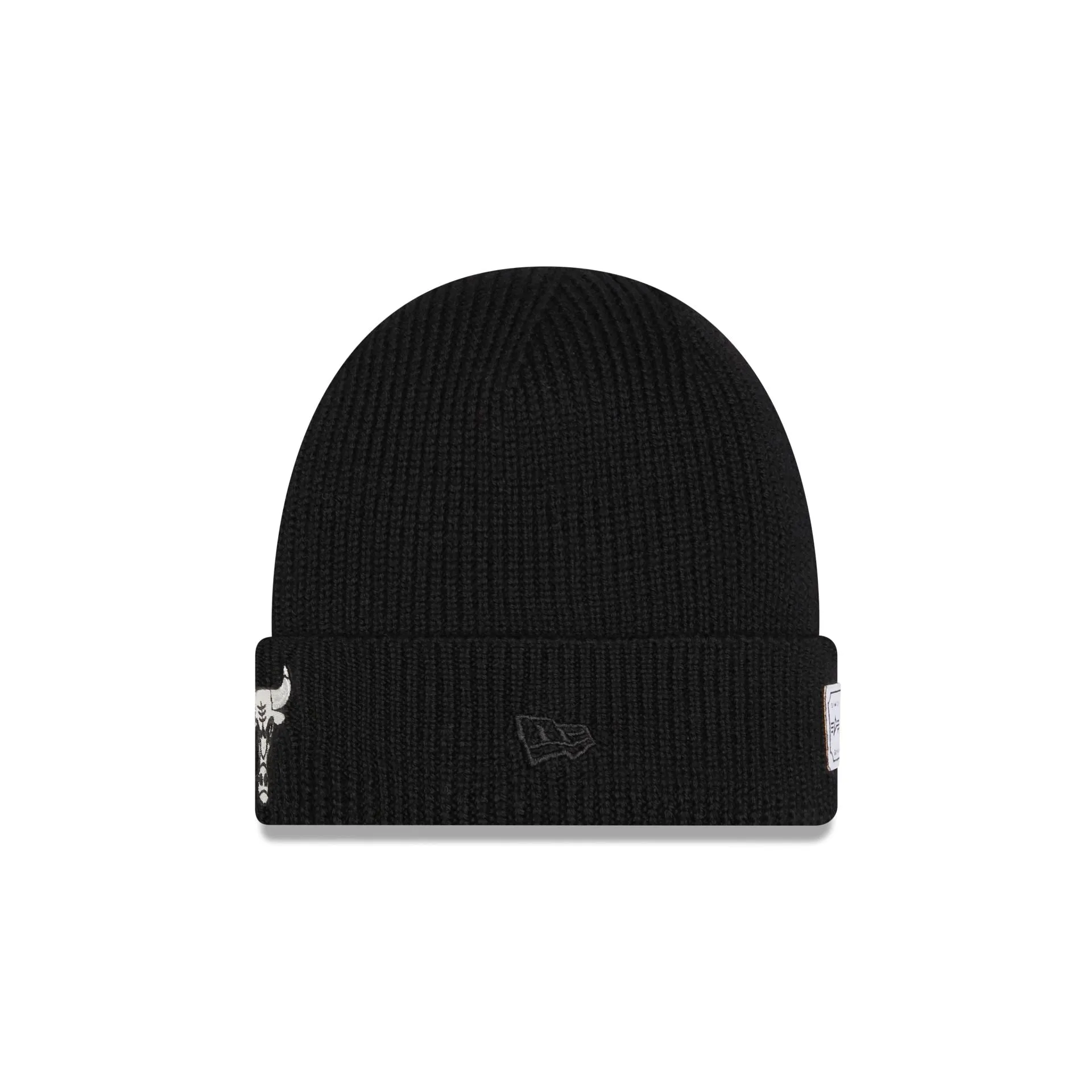 Alpha Industries x Chicago Bulls Black Cuff Knit Hat sold by New Era product image thumbnail 2