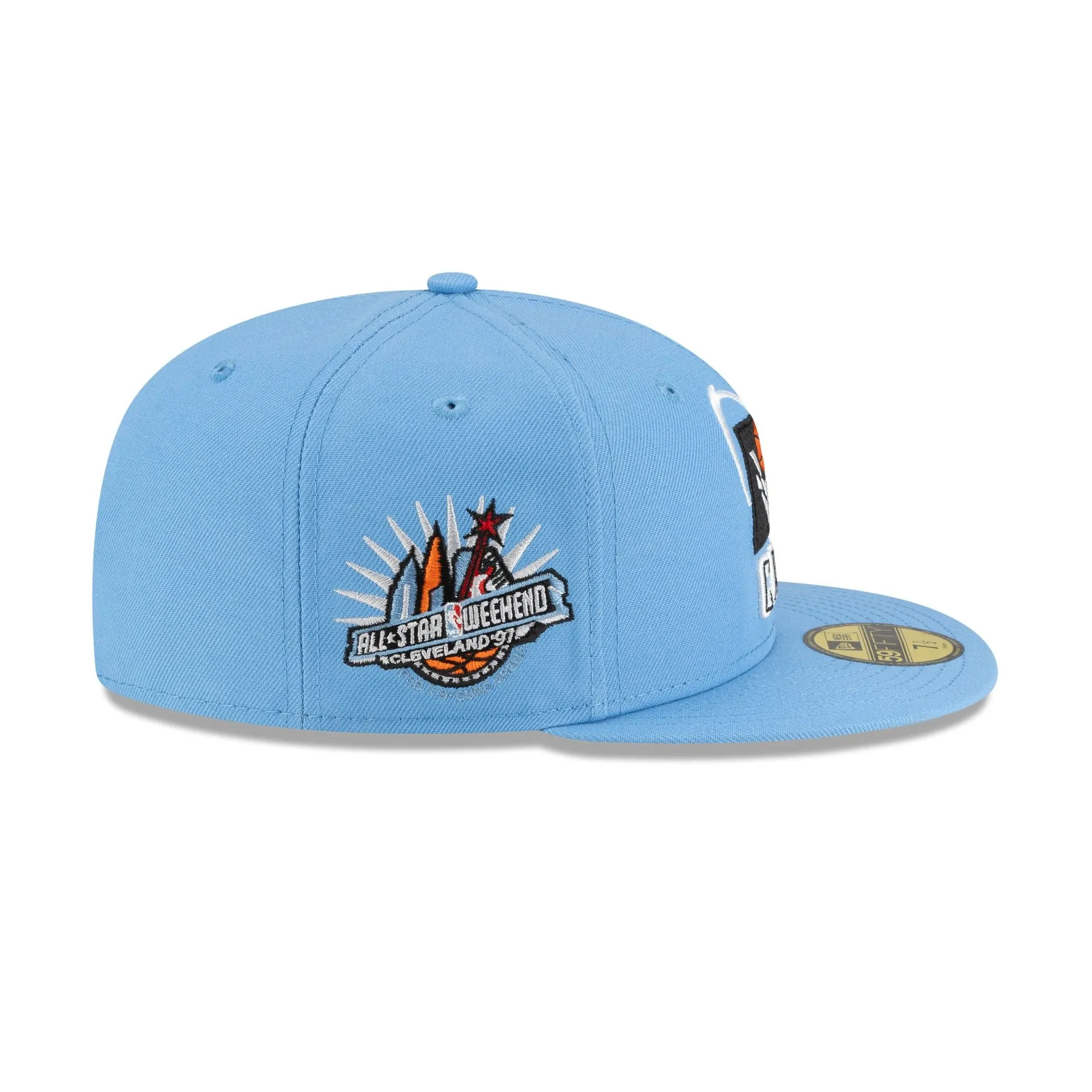 Cleveland Cavaliers 1994-2003 Hardwood Classics Radiant Blue 59FIFTY Fitted Hat sold by New Era product image thumbnail 4