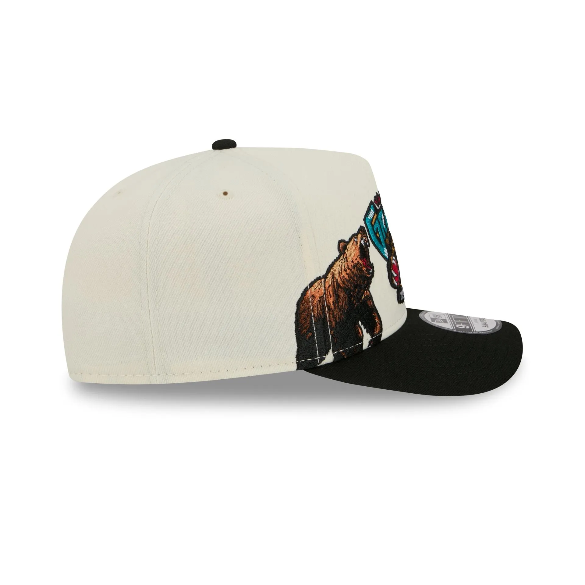Vancouver Grizzlies 1995-2001 Hardwood Classics Chrome White 9FIFTY A-Frame Snapback Hat sold by New Era product image thumbnail 5