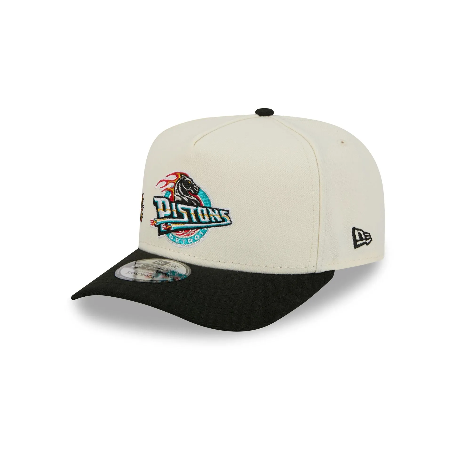 Detroit Pistons 1978-1995 Hardwood Classics Chrome White 9FIFTY A-Frame Snapback Hat sold by New Era