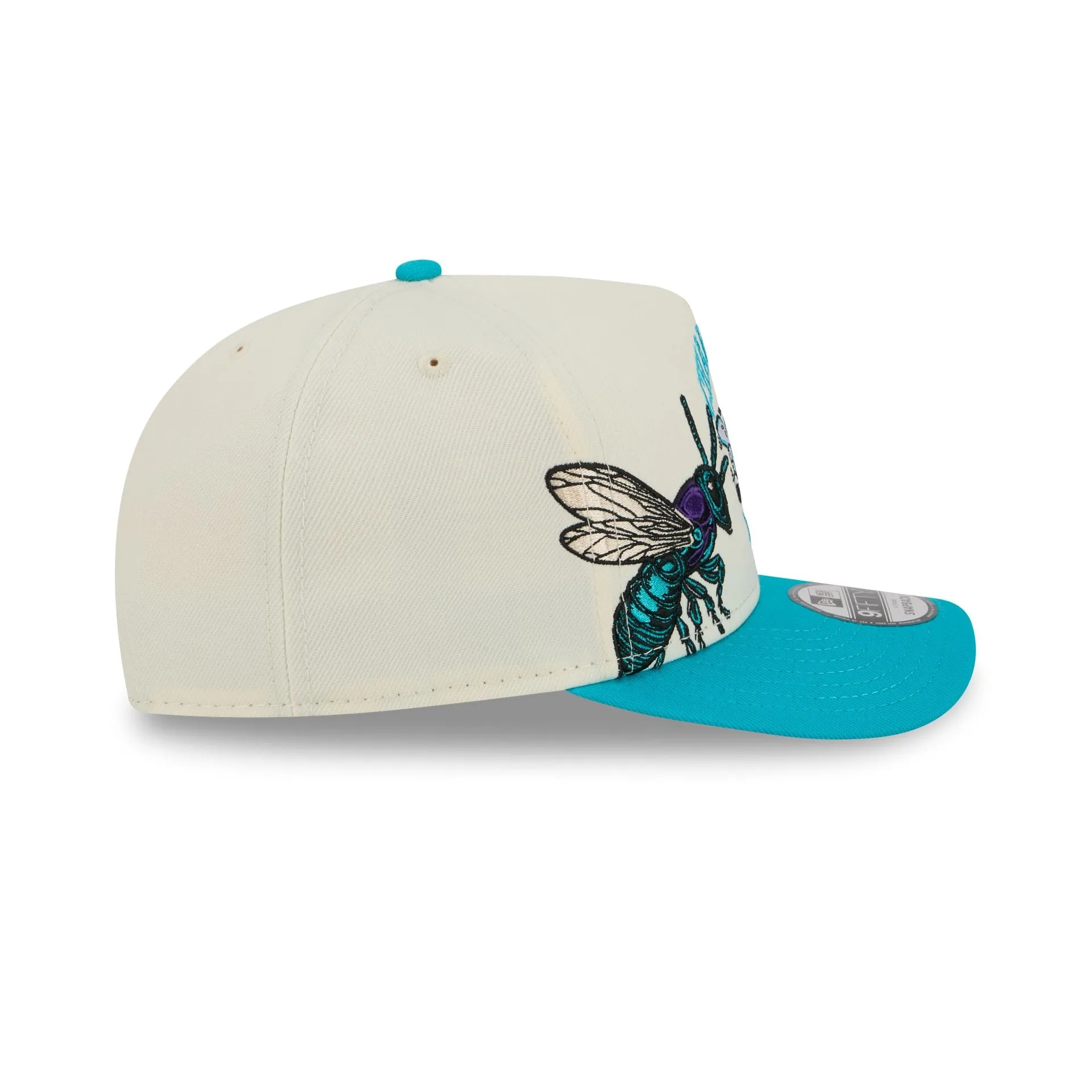 Charlotte Hornets 1988-2002 Hardwood Classics Chrome White 9FIFTY A-Frame Snapback Hat sold by New Era product image thumbnail 5