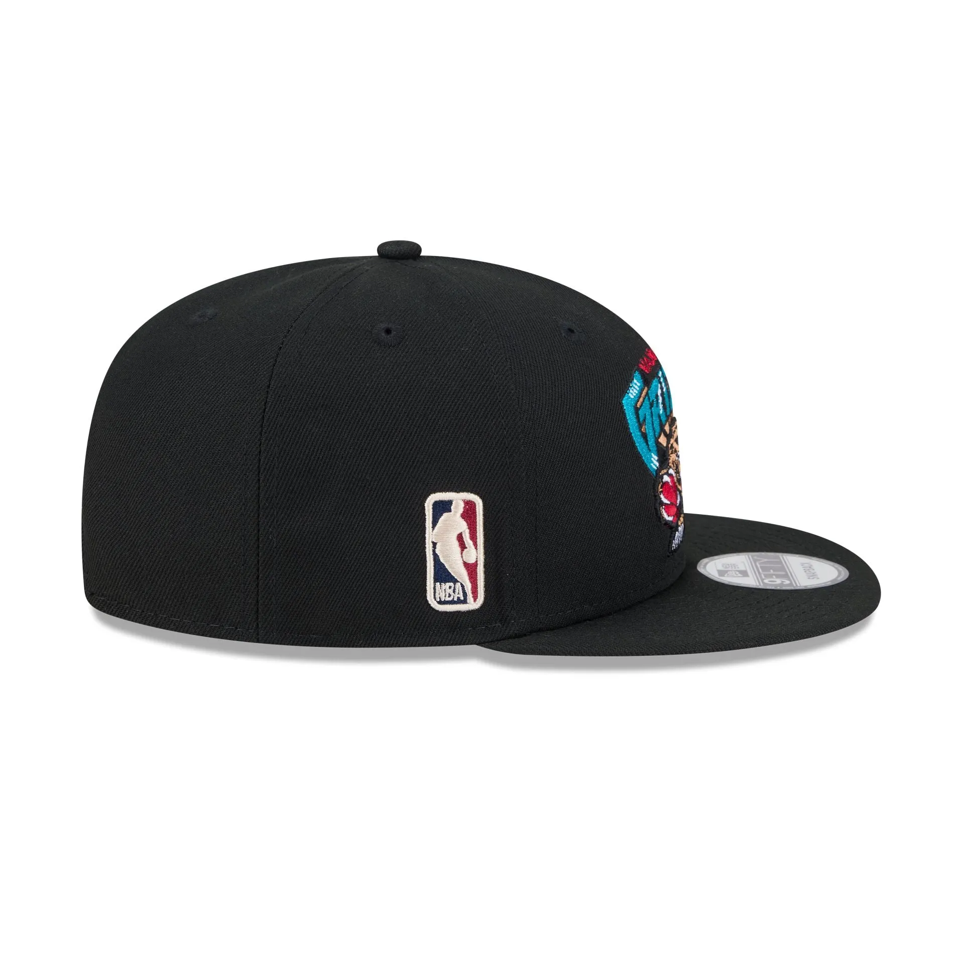 Vancouver Grizzlies 1995-2001 Hardwood Classics 9FIFTY Snapback Hat sold by New Era product image thumbnail 4