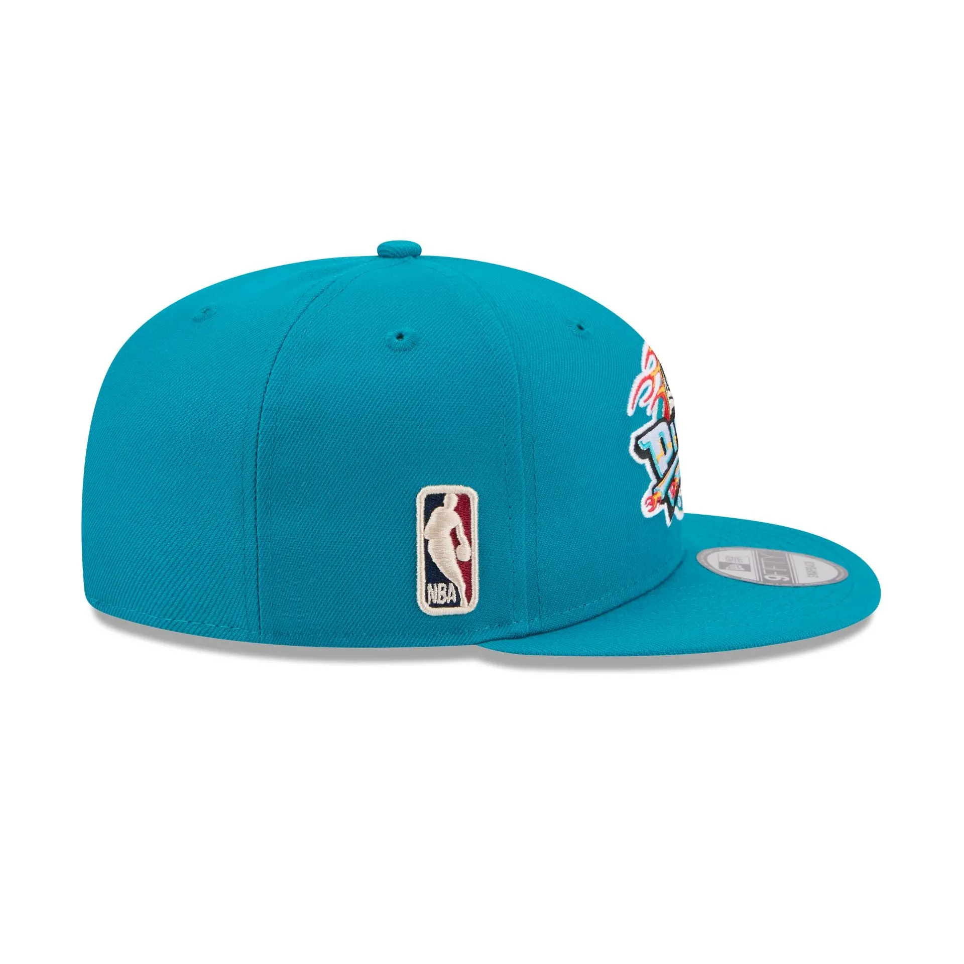 Detroit Pistons 1996-2000 Hardwood Classics 9FIFTY Snapback Hat sold by New Era product image thumbnail 4
