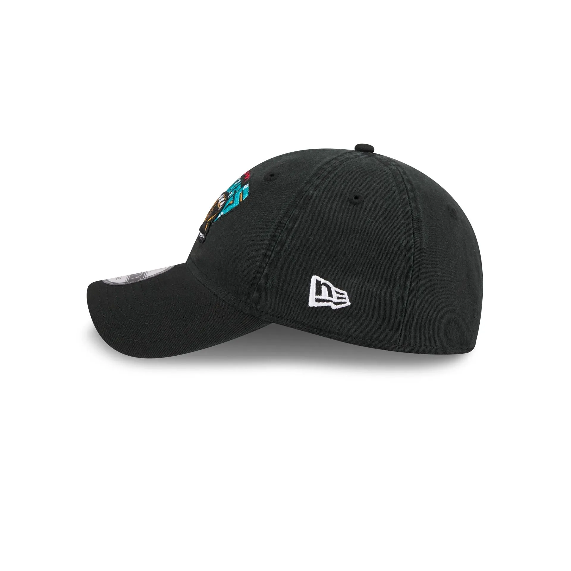 Vancouver Grizzlies 1995-2001 Hardwood Classics 9TWENTY Adjustable Hat sold by New Era product image thumbnail 4