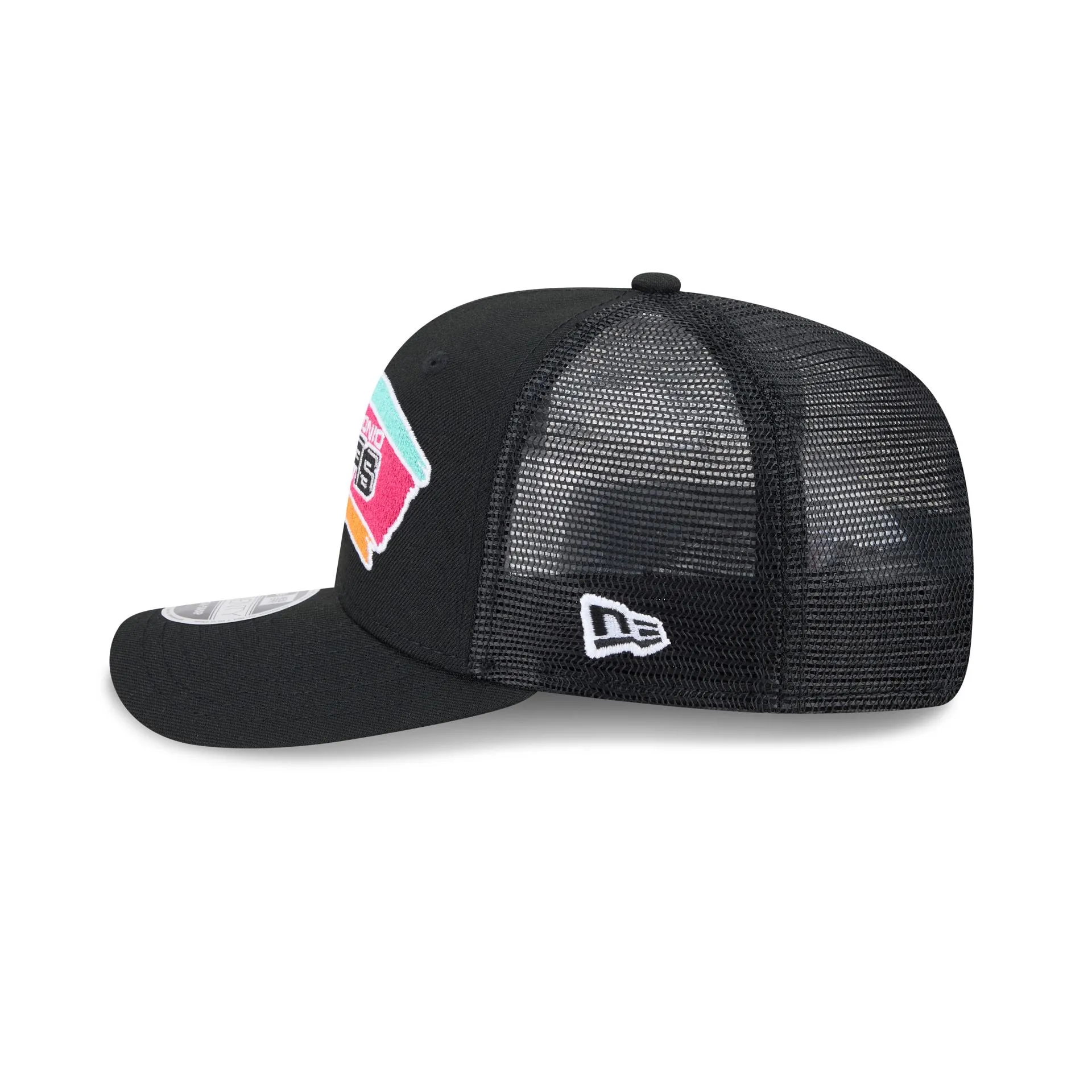 San Antonio Spurs 1989-2001 Hardwood Classics 9SEVENTY Trucker Hat sold by New Era product image thumbnail 4