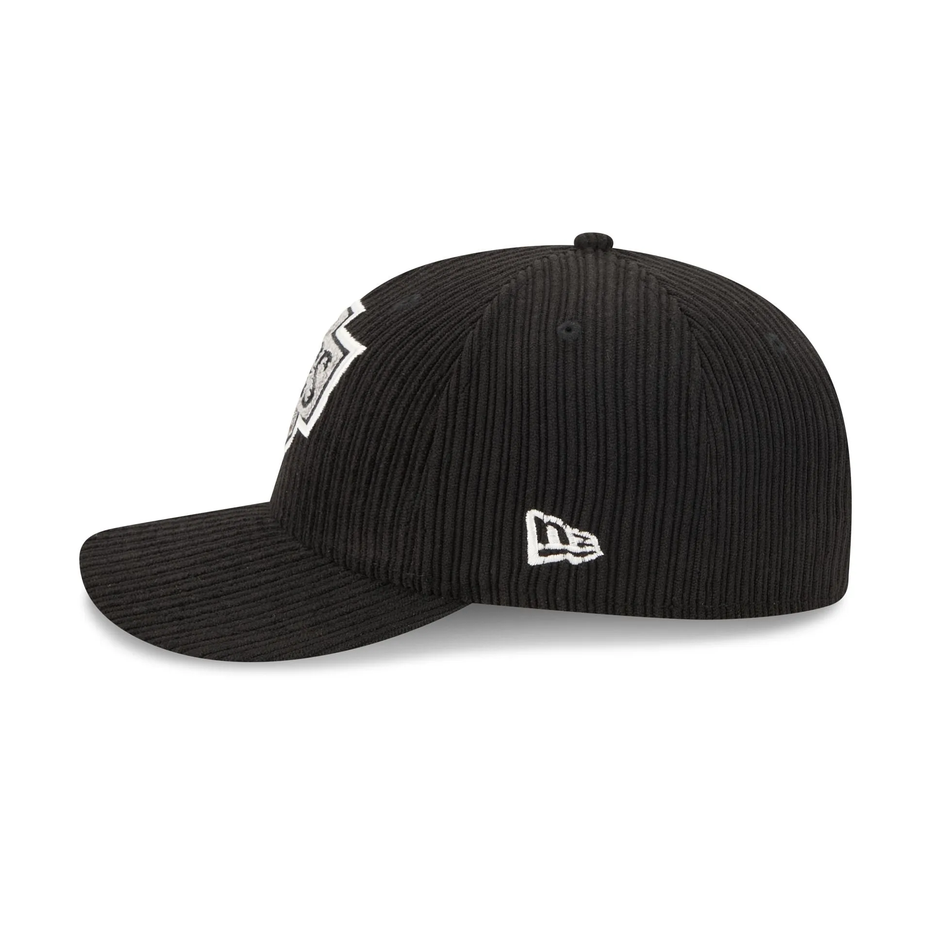 Los Angeles Kings Chenille Pop 59FIFTY Fitted Hat sold by New Era product image thumbnail 4