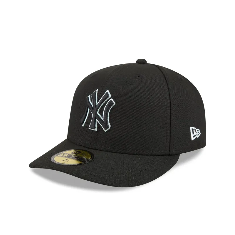 New York Yankees Black Pre-Curve 59FIFTY Fitted Hat sold by New Era
