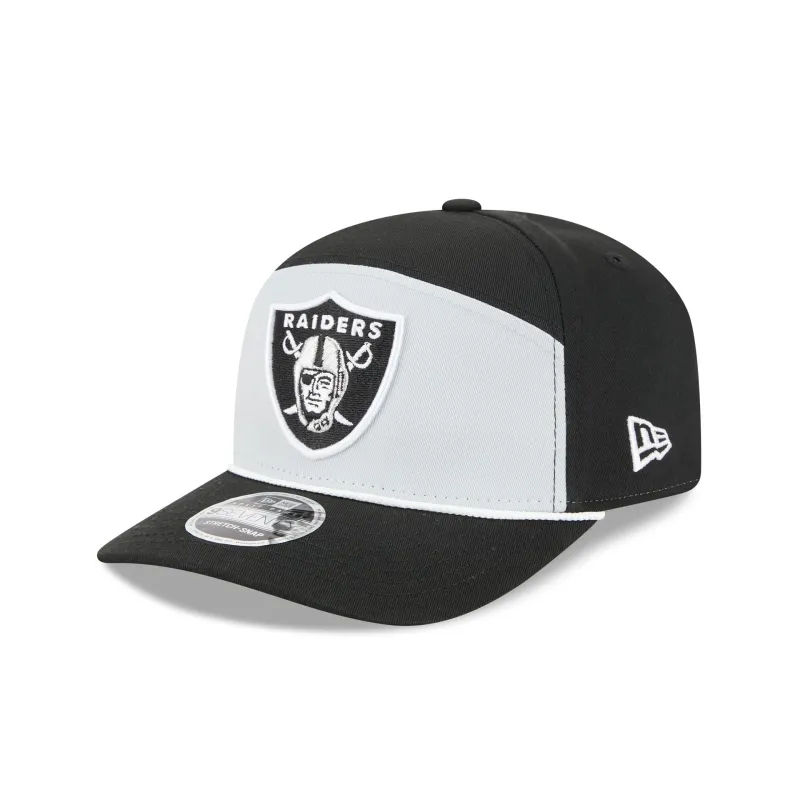 Las Vegas Raiders Split Panel 9SEVENTY Stretch-Snap Hat sold by New Era