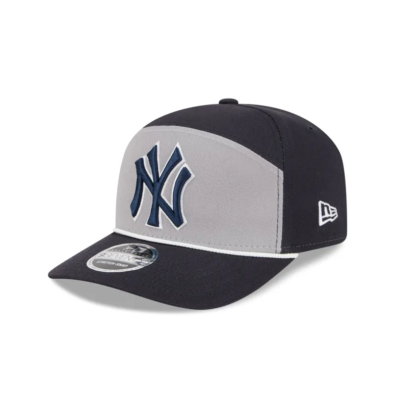 New York Yankees Split Panel 9SEVENTY Stretch-Snap Hat sold by New Era