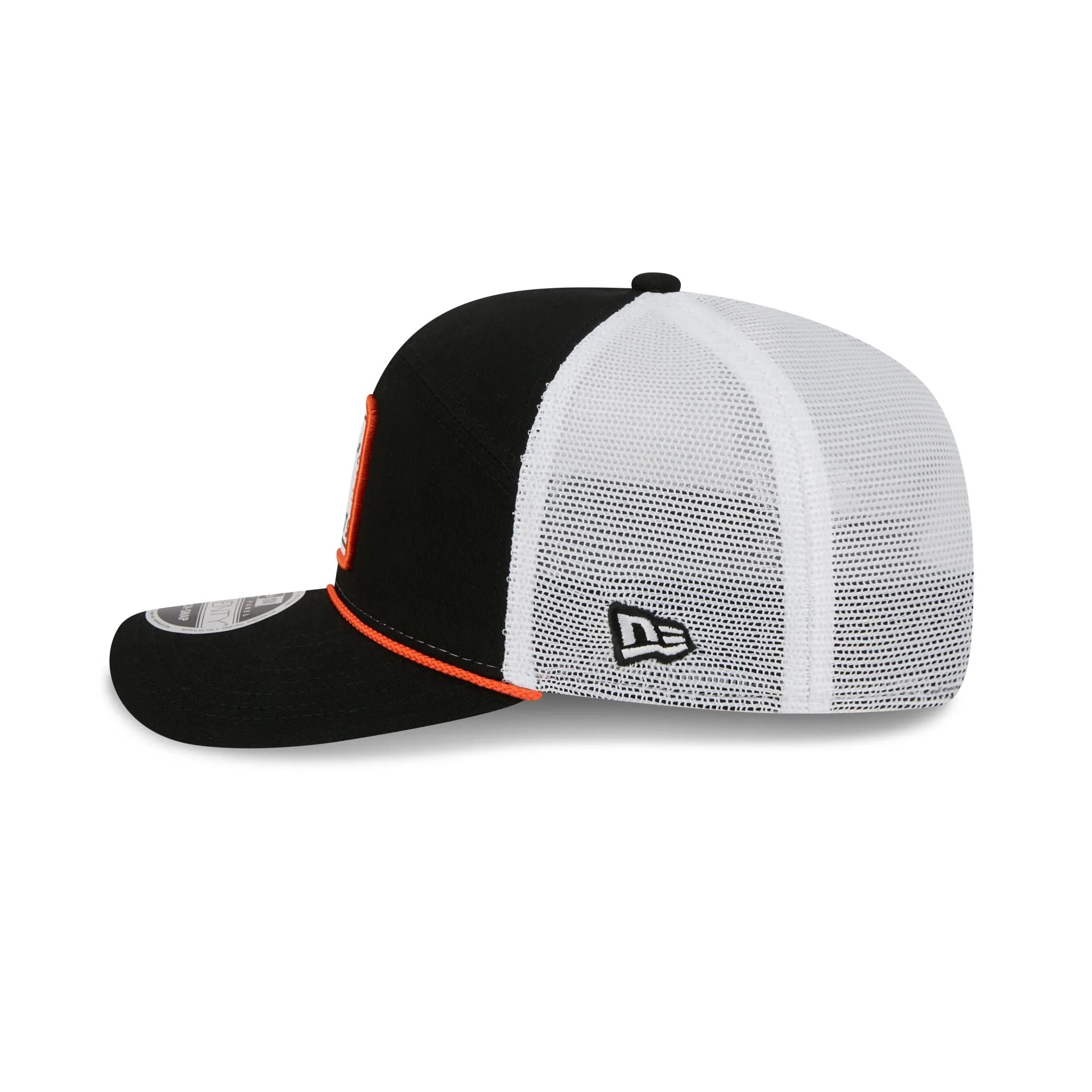 San Francisco Giants Square Patch Split Panel 9SEVENTY Trucker Hat sold by New Era product image thumbnail 4