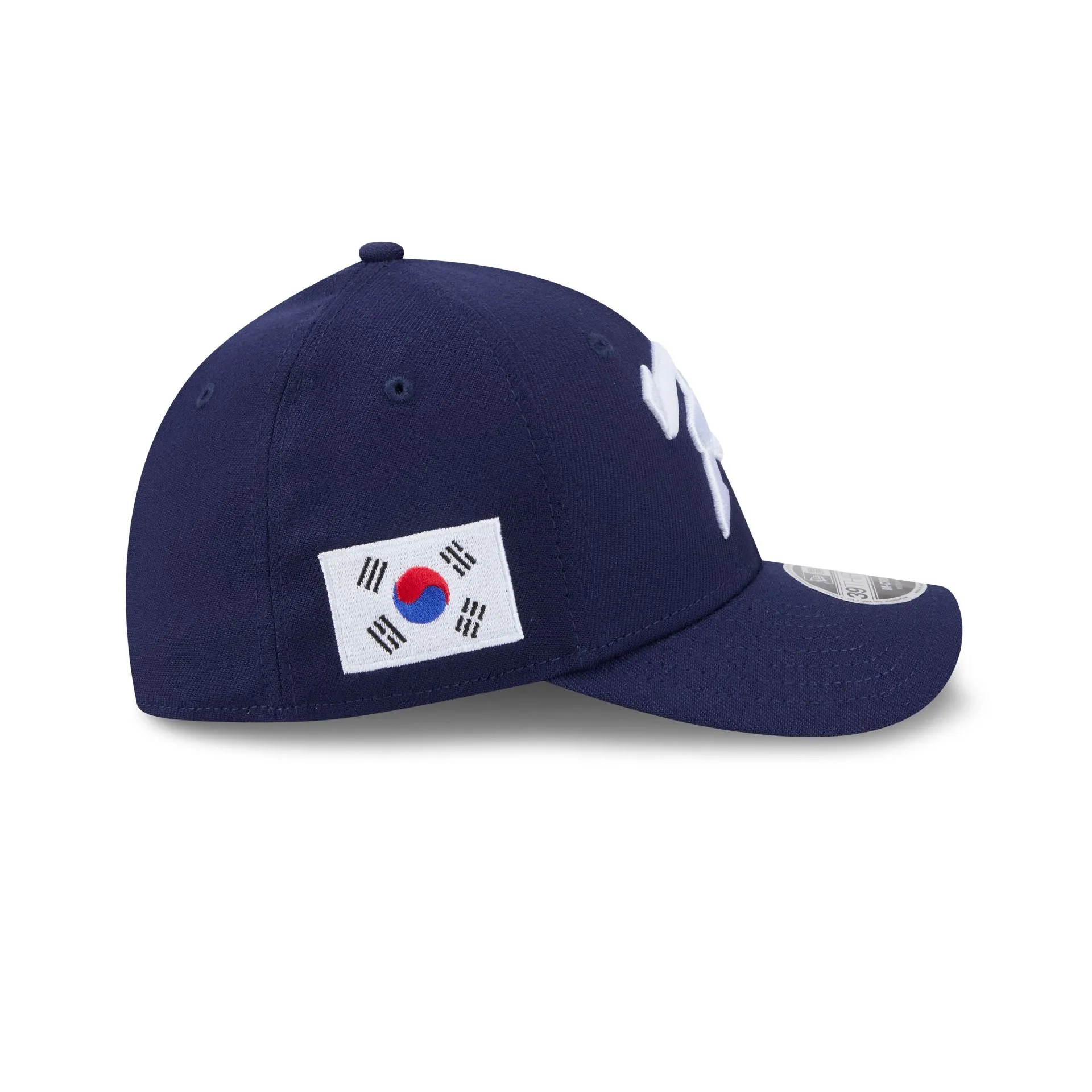 2026 World Baseball Classic Korea 39THIRTY M-Crown Stretch Fit Hat sold by New Era product image thumbnail 4