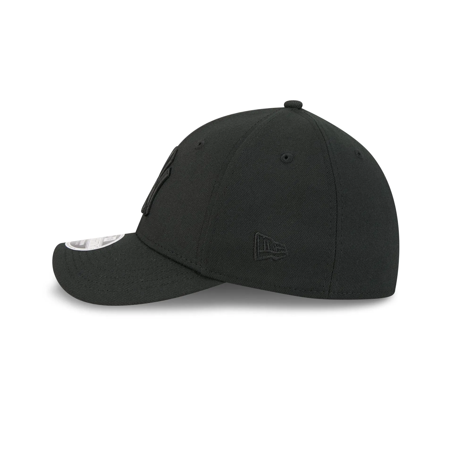 New York Yankees Black and White 39THIRTY M-Crown Stretch Fit Hat sold by New Era product image thumbnail 4