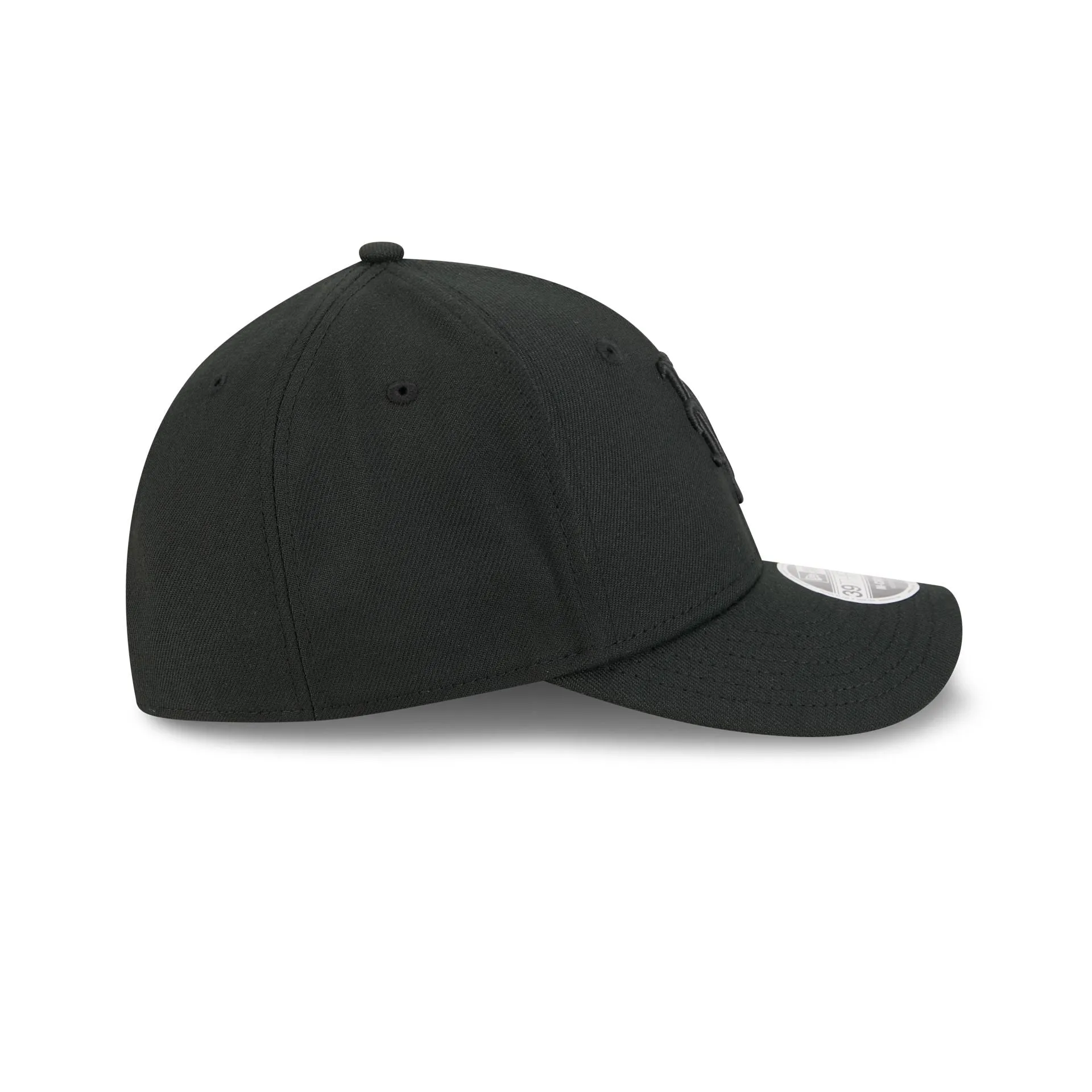 New York Mets Black and White 39THIRTY M-Crown Stretch Fit Hat sold by New Era product image thumbnail 5