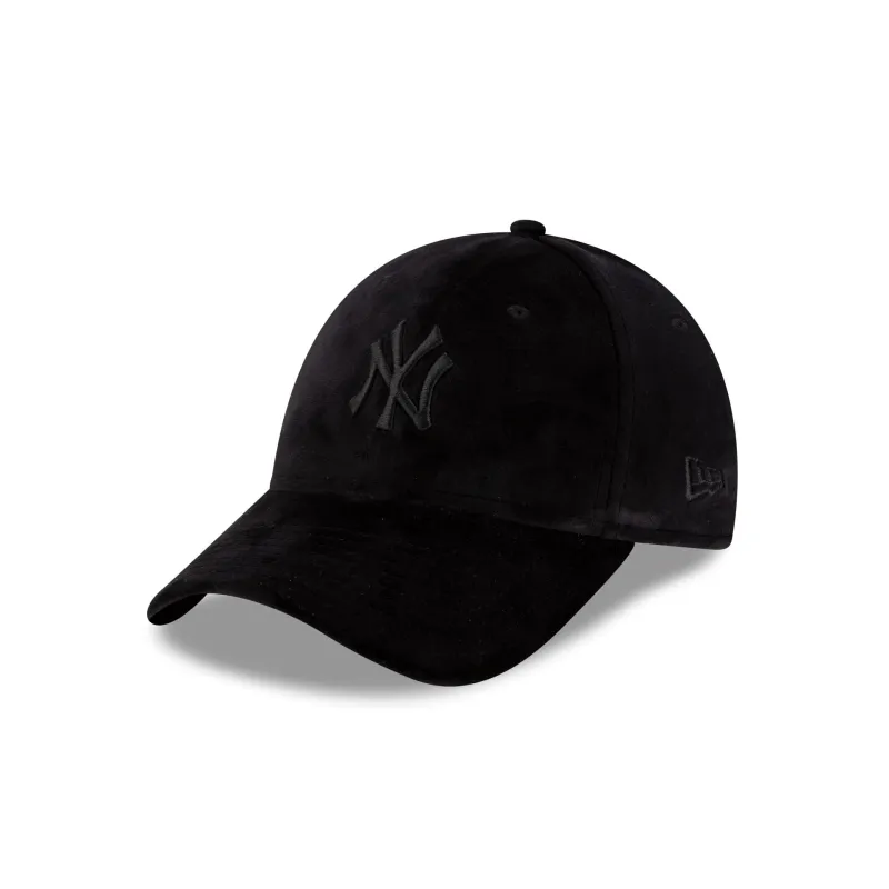 New York Yankees Black Velour Women's 9FORTY Adjustable Hat sold by New Era