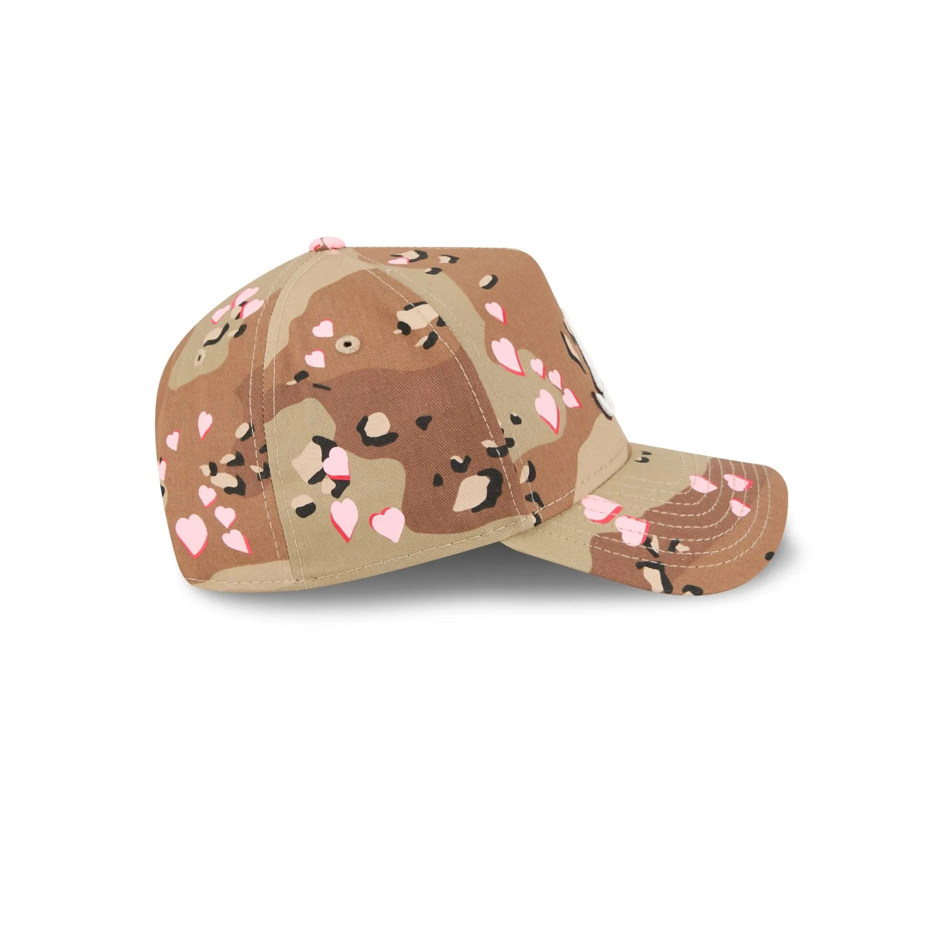 Atlanta Braves Camo Hearts 9FORTY A-Frame Snapback Hat sold by New Era product image thumbnail 5