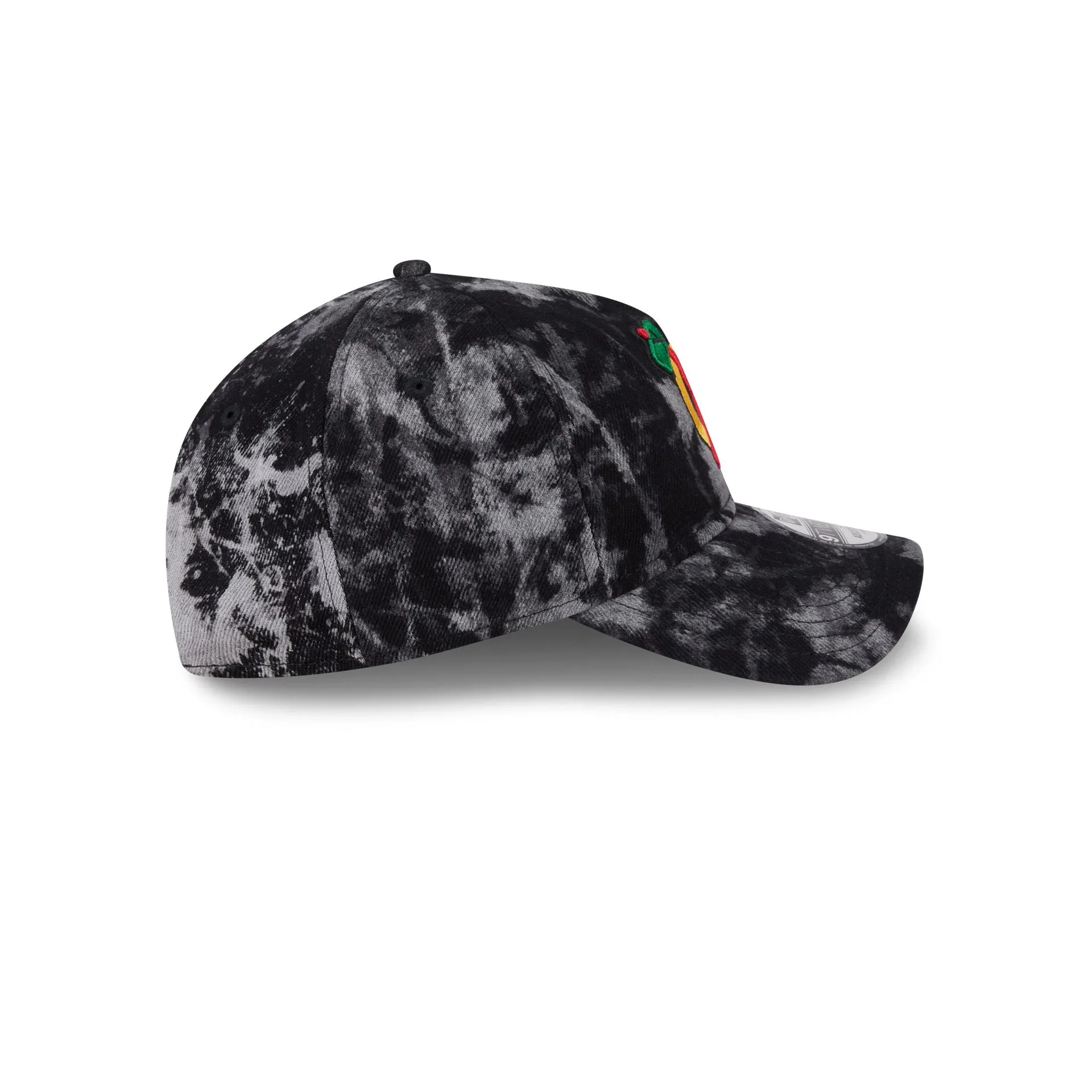 Chicago Blackhawks Bleached Denim 9TWENTY A-Frame Adjustable Hat sold by New Era product image thumbnail 5