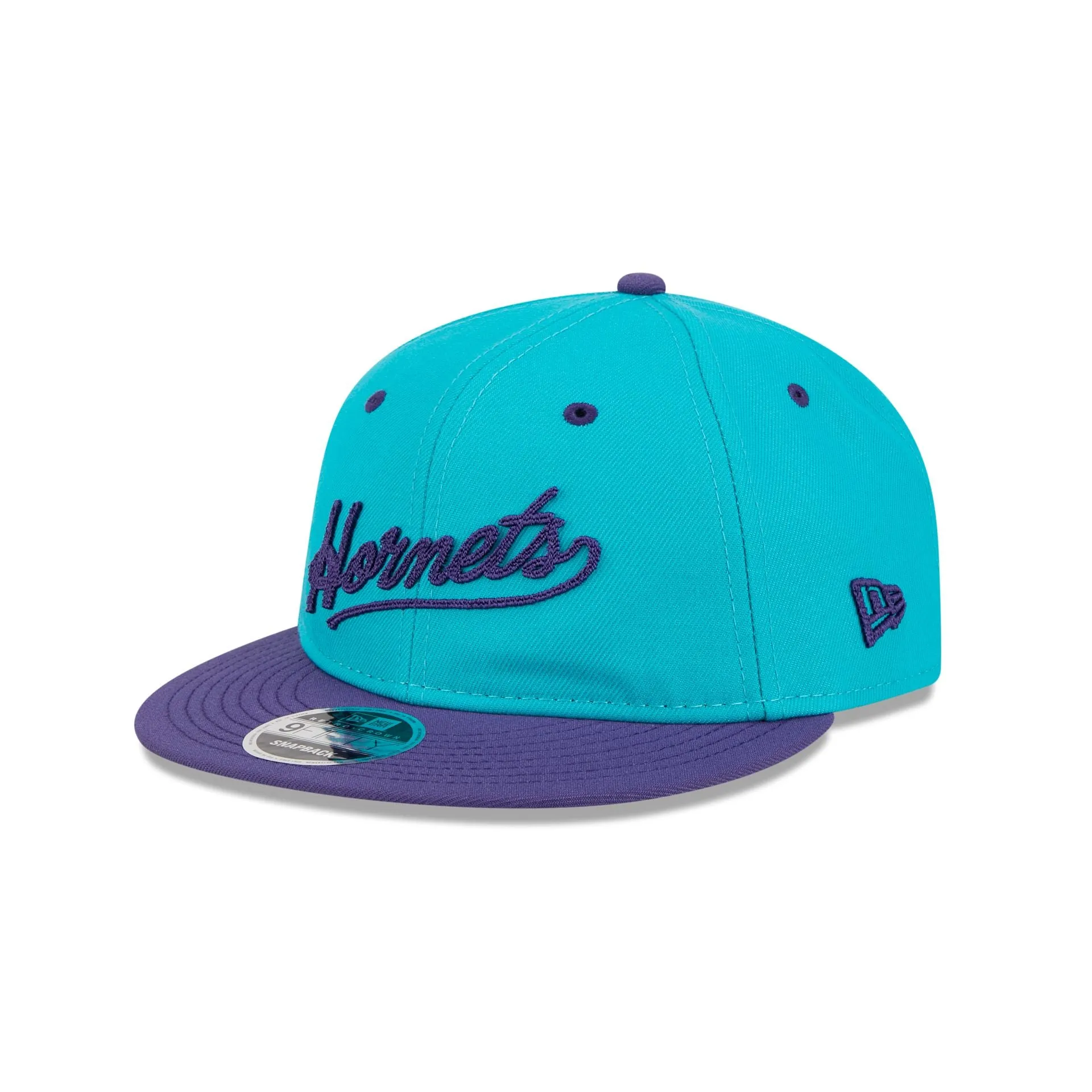 Charlotte Hornets Chainstitch Script Retro Crown 9FIFTY Snapback Hat sold by New Era product image thumbnail 3