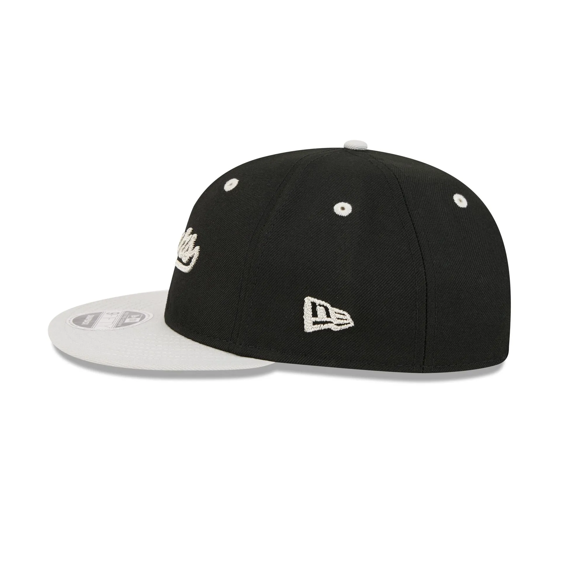 San Antonio Spurs Chainstitch Script Retro Crown 9FIFTY Snapback Hat sold by New Era product image thumbnail 5