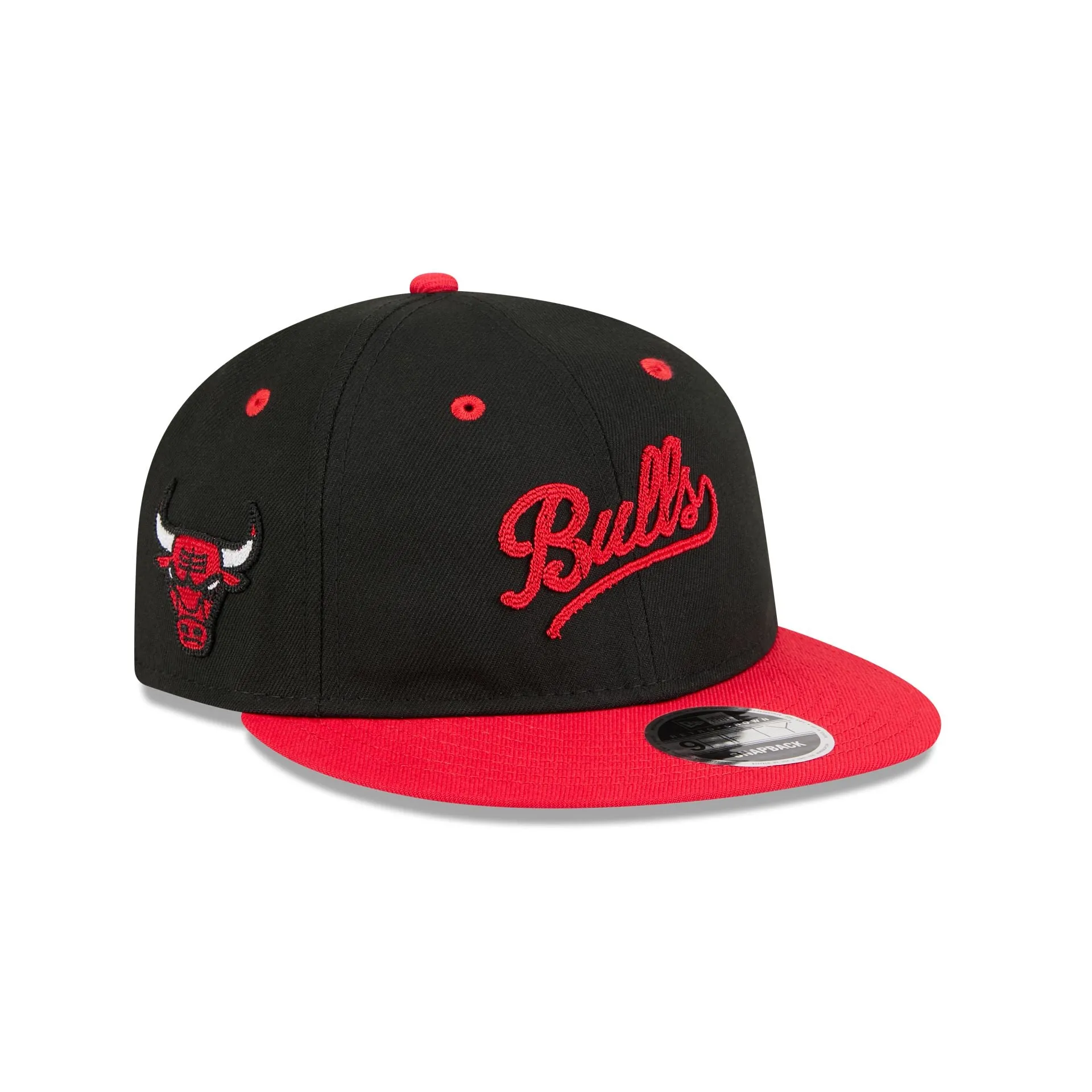 Chicago Bulls Chainstitch Script Retro Crown 9FIFTY Snapback Hat sold by New Era