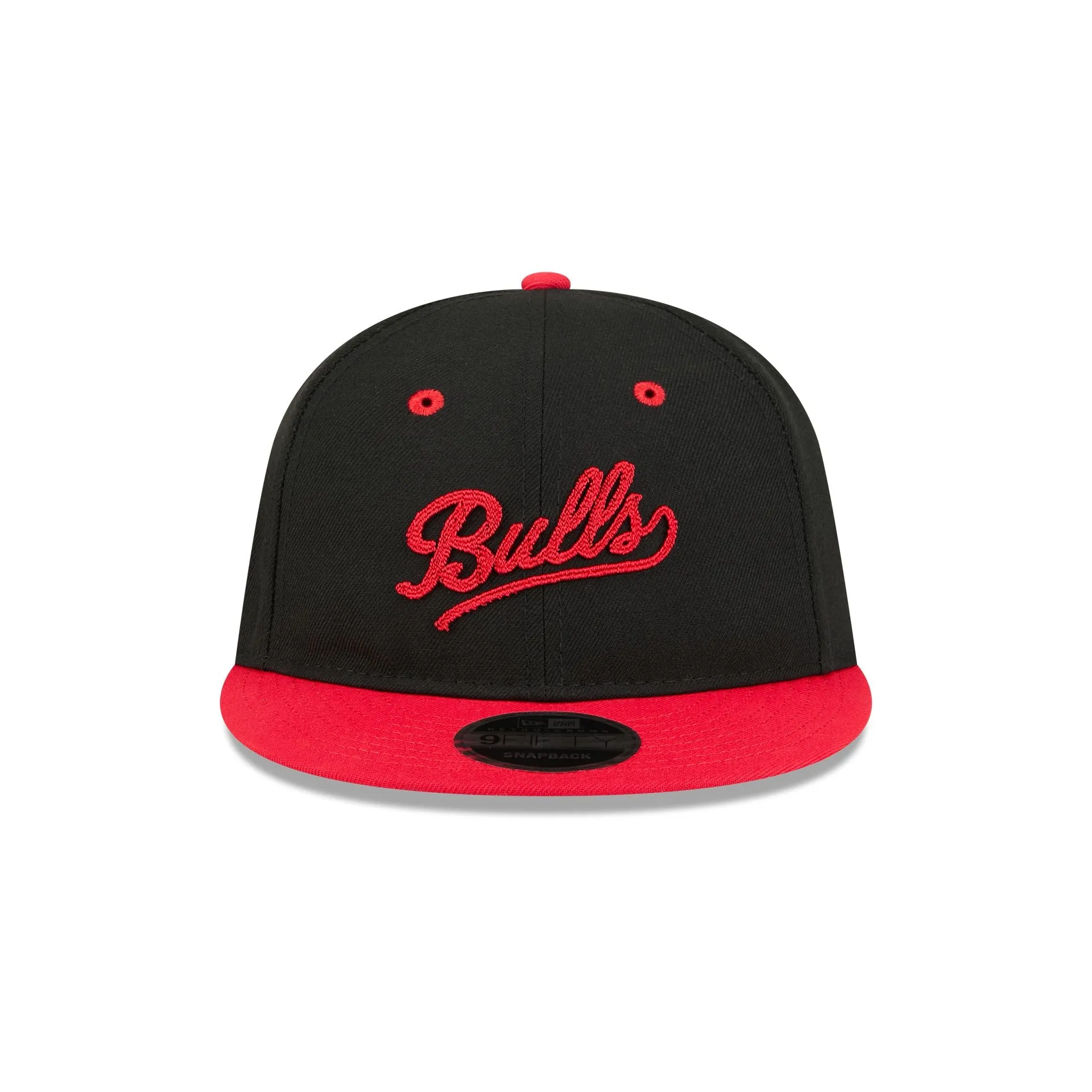 Chicago Bulls Chainstitch Script Retro Crown 9FIFTY Snapback Hat sold by New Era product image thumbnail 2