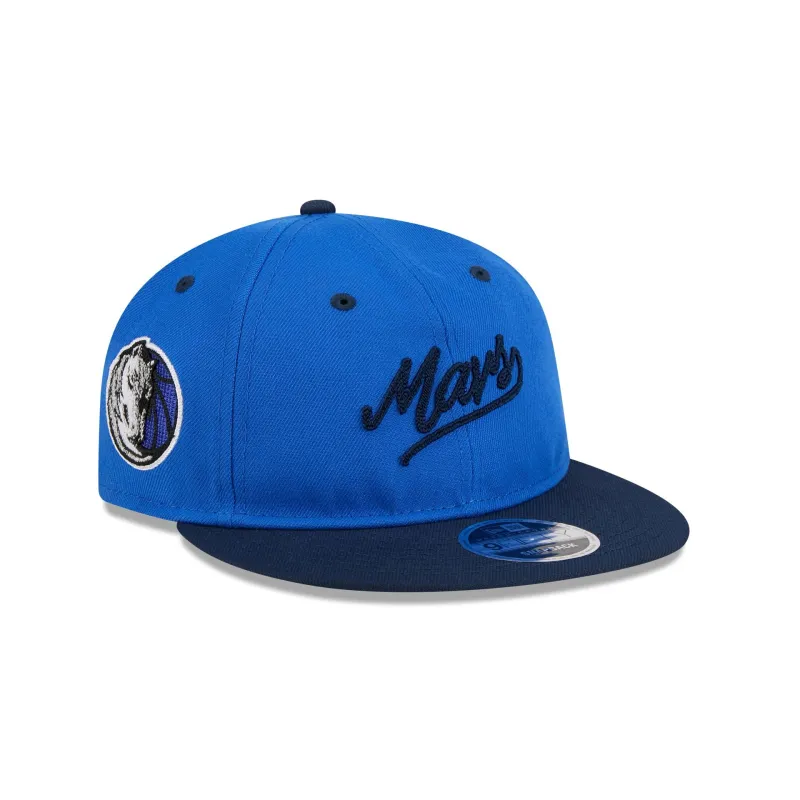 Dallas Mavericks Chainstitch Script Retro Crown 9FIFTY Snapback Hat sold by New Era