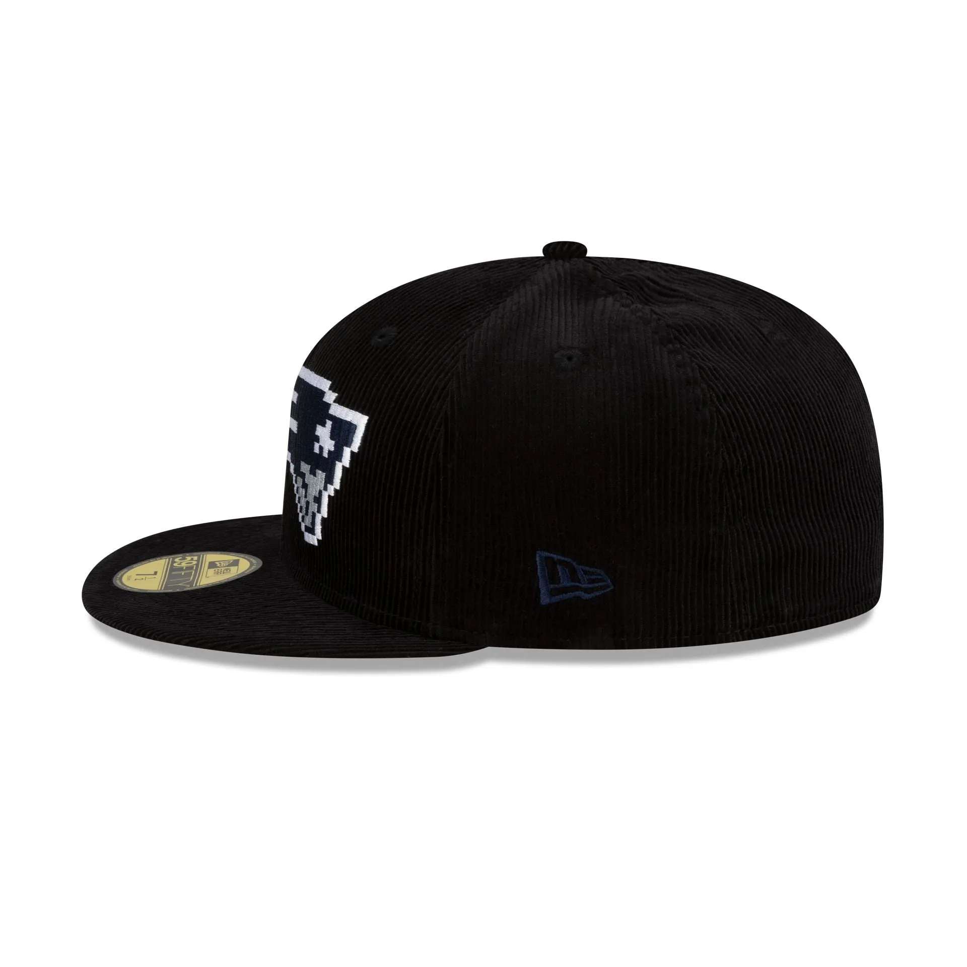 Just Caps NFL Pixelated New England Patriots 59FIFTY Fitted Hat sold by New Era product image thumbnail 4