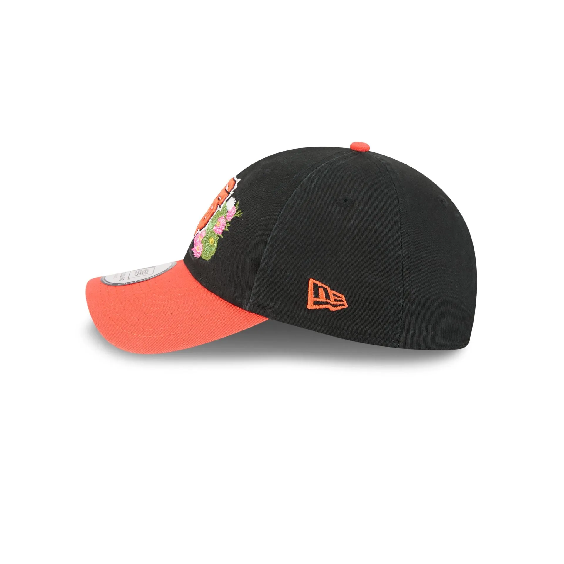 San Francisco Giants 2026 Spring Training Casual Classic Adjustable Hat sold by New Era product image thumbnail 5