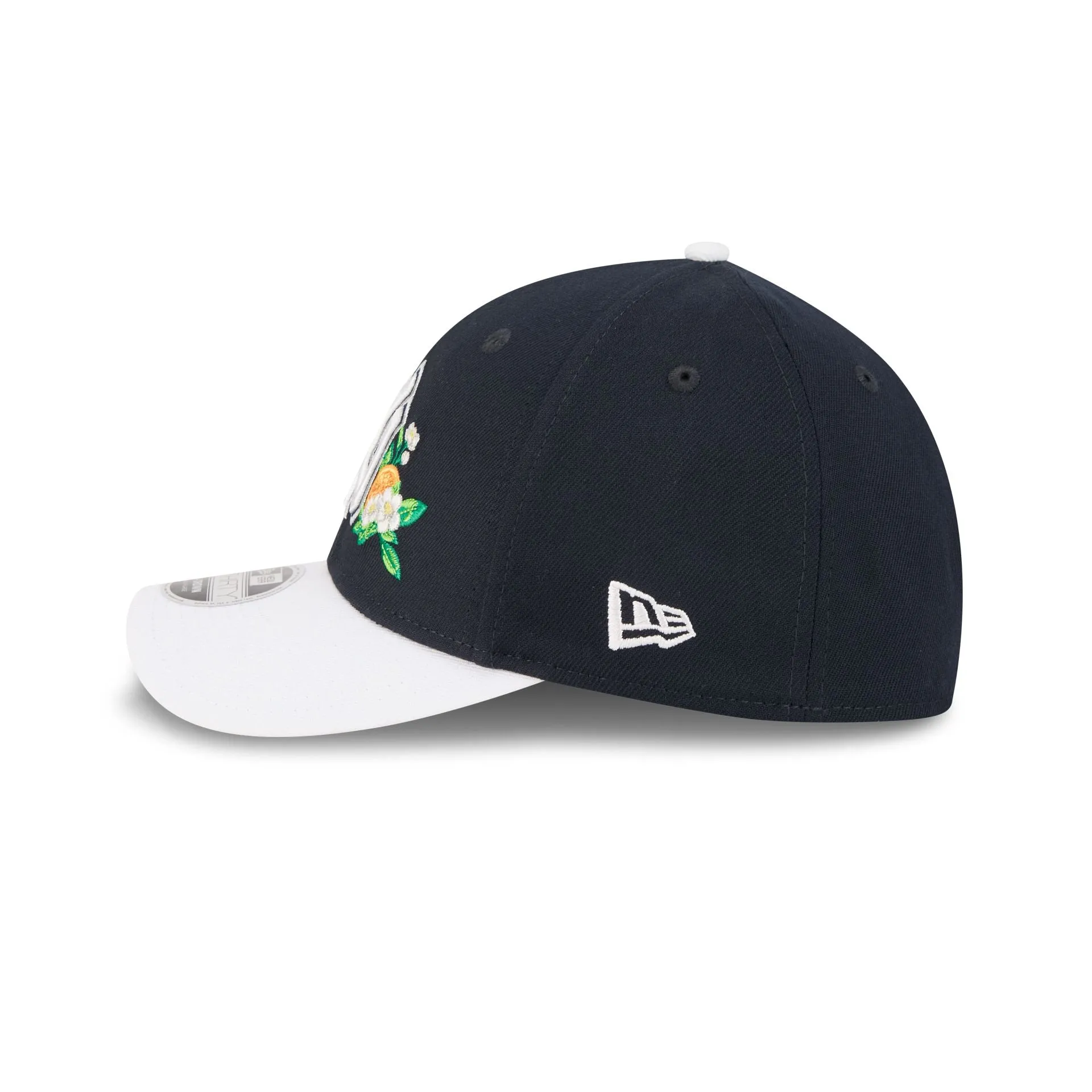 New York Yankees 2026 Spring Training 39THIRTY M-Crown Stretch Fit Hat sold by New Era product image thumbnail 5