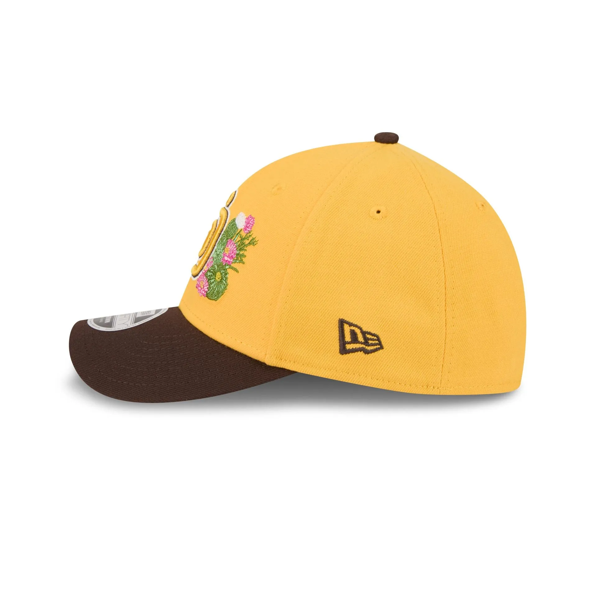 San Diego Padres 2026 Spring Training 39THIRTY M-Crown Stretch Fit Hat sold by New Era product image thumbnail 5