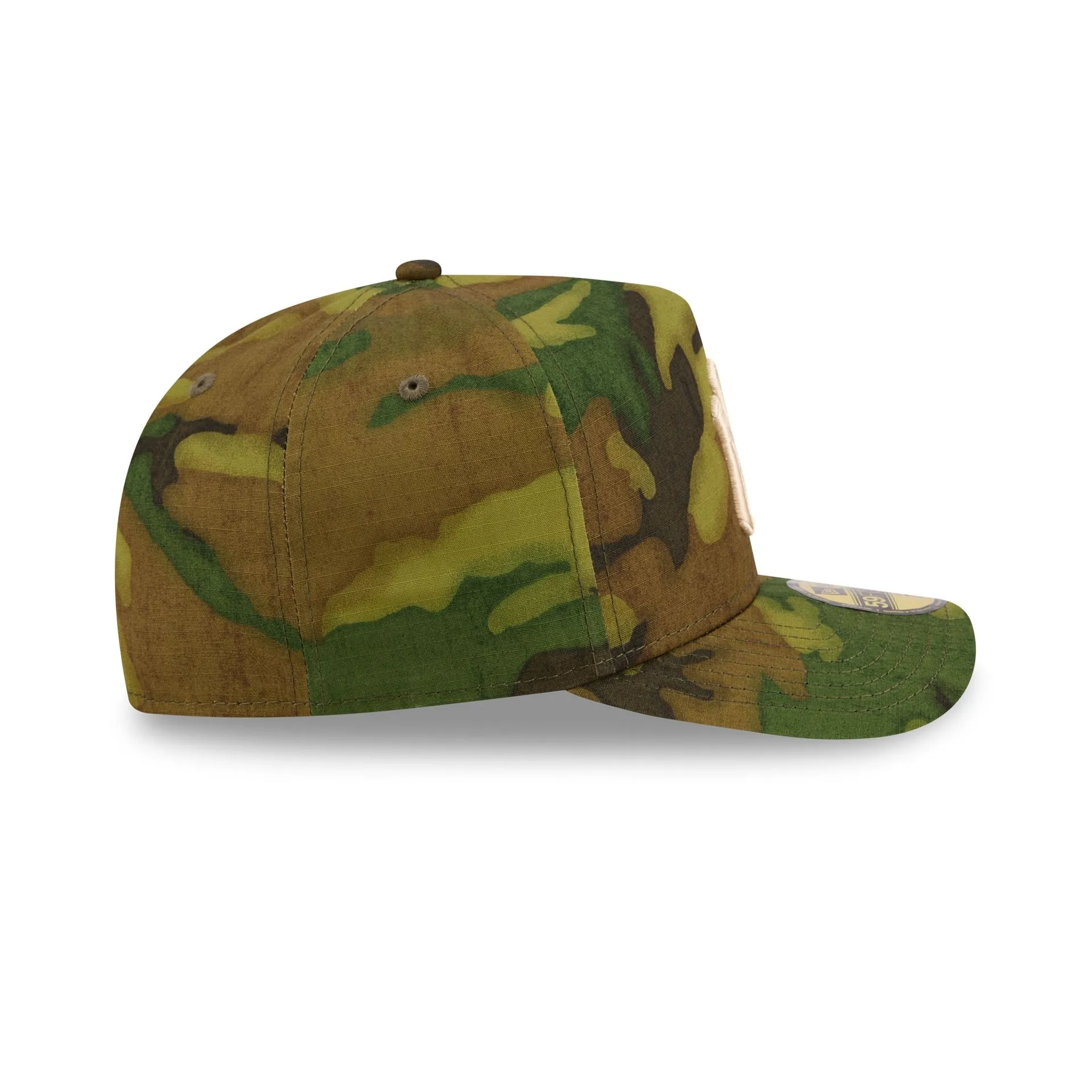 New York Yankees Three Looms Ripstop Camo 59FORTY Fitted Hat sold by New Era product image thumbnail 5