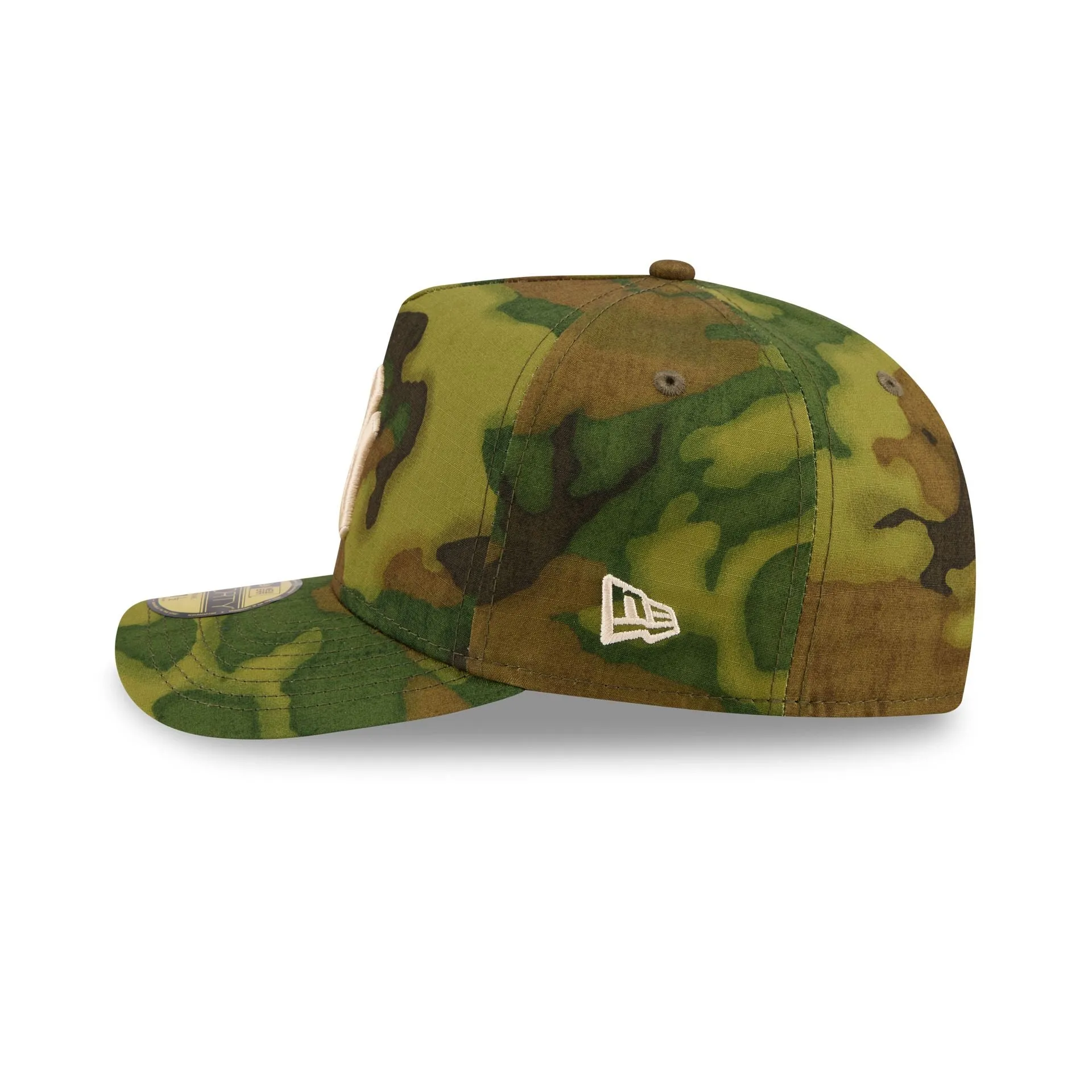 New York Yankees Three Looms Ripstop Camo 59FORTY Fitted Hat sold by New Era product image thumbnail 4