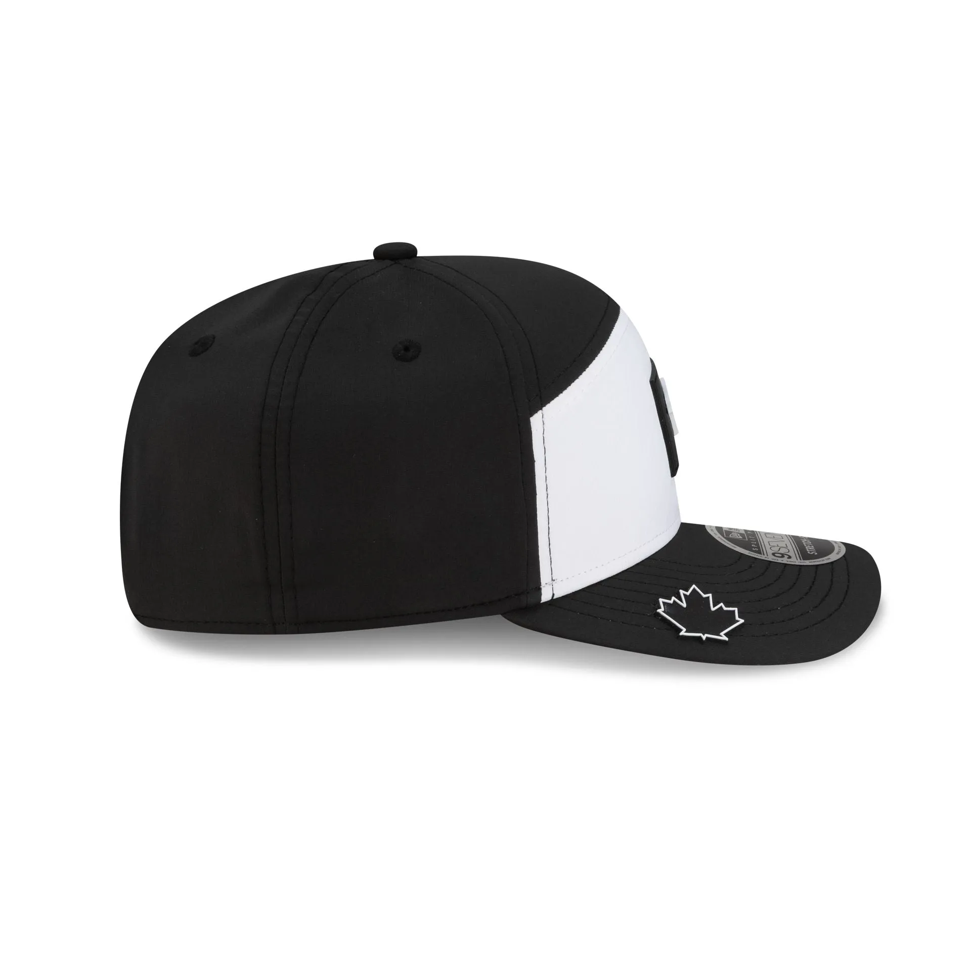 Toronto Blue Jays 2026 Clubhouse Black & White Split Panel 9SEVENTY Stretch-Snap Hat sold by New Era product image thumbnail 4