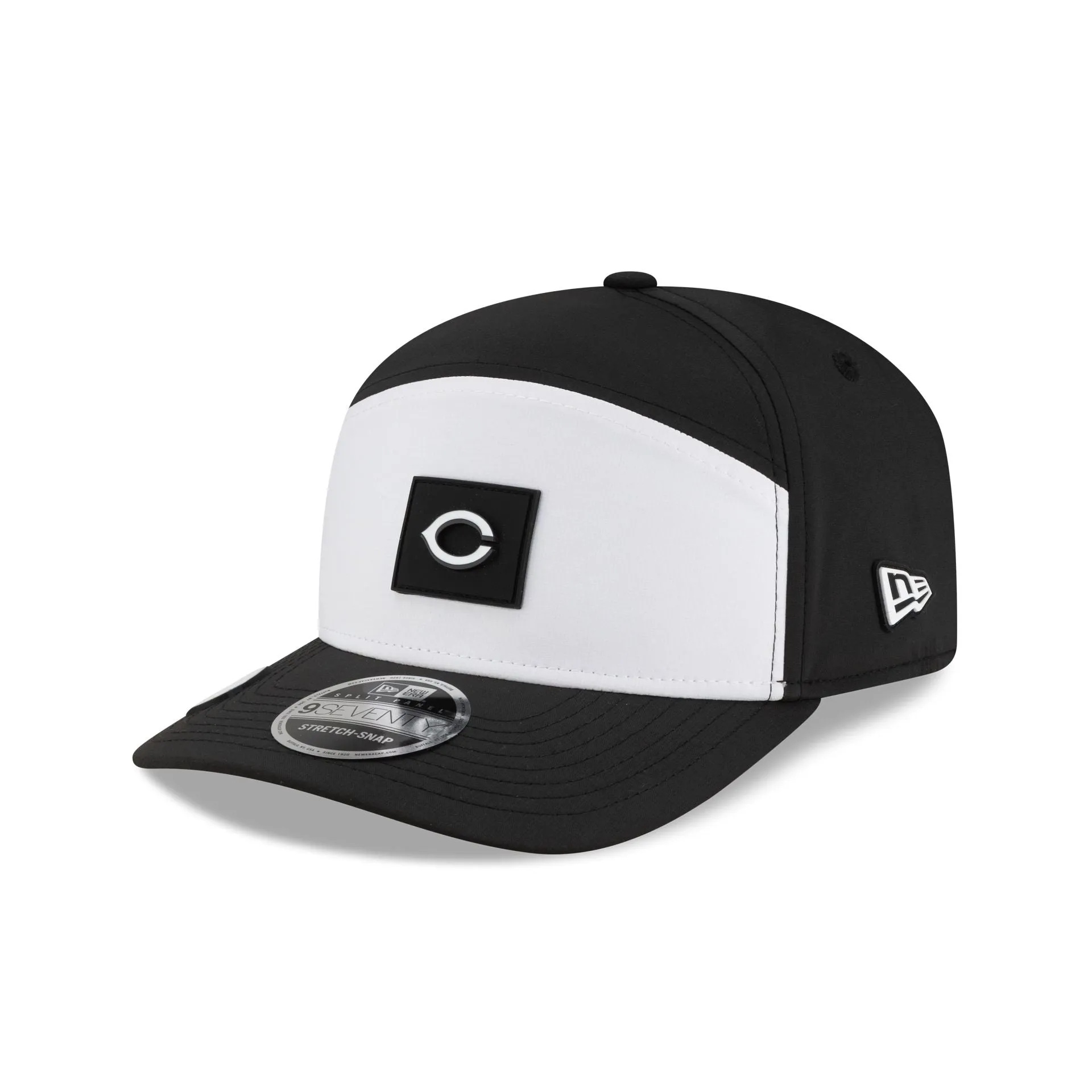 Cincinnati Reds 2026 Clubhouse Black & White Split Panel 9SEVENTY Stretch-Snap Hat sold by New Era product image thumbnail 3