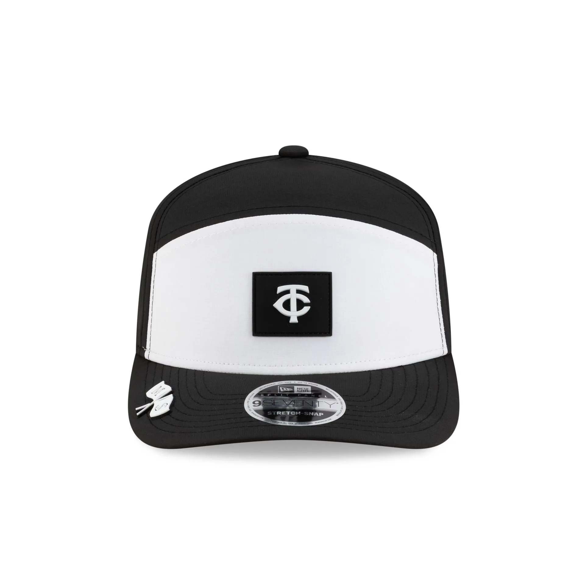 Minnesota Twins 2026 Clubhouse Black & White Split Panel 9SEVENTY Stretch-Snap Hat sold by New Era product image thumbnail 2