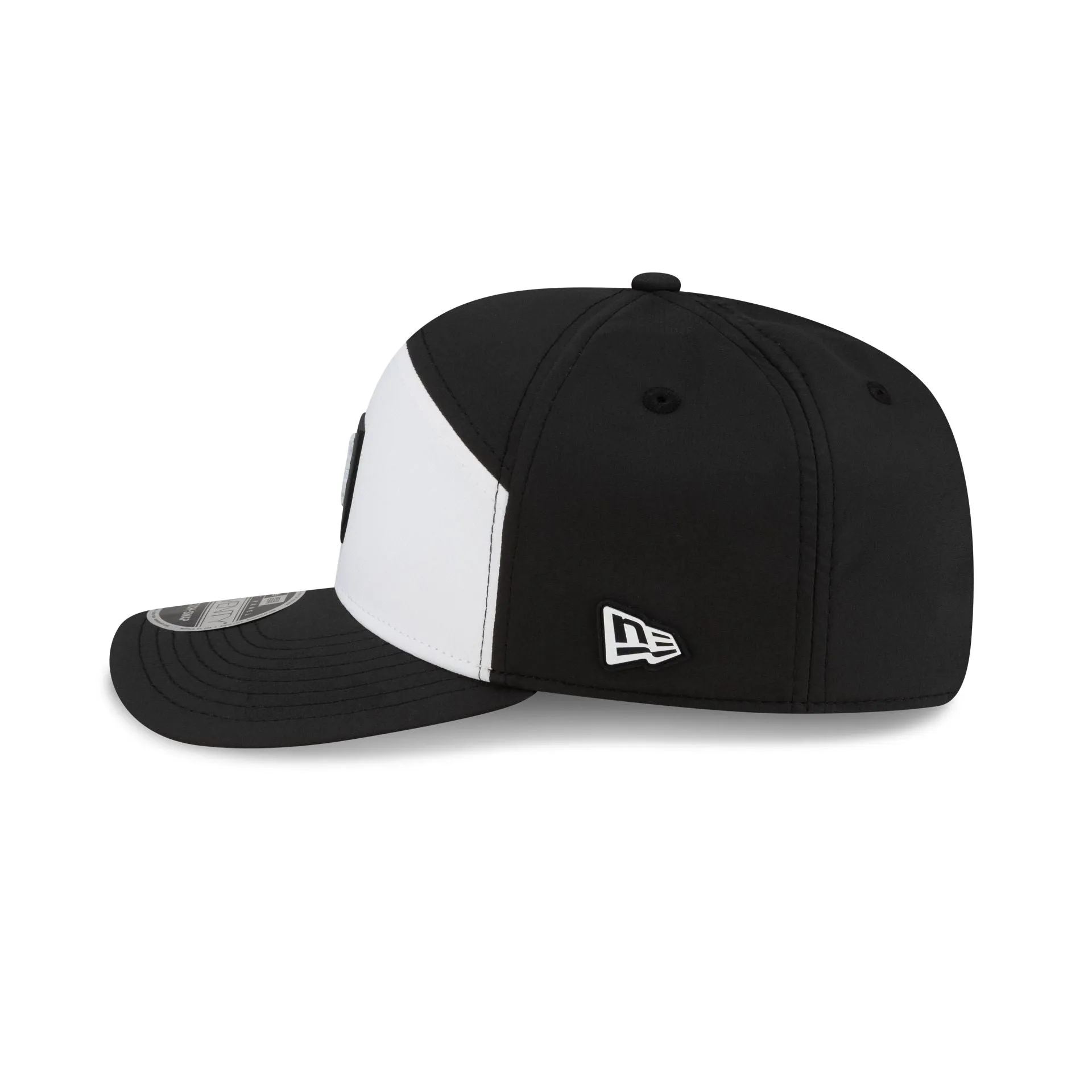 Chicago White Sox 2026 Clubhouse Black & White Split Panel 9SEVENTY Stretch-Snap Hat sold by New Era product image thumbnail 5