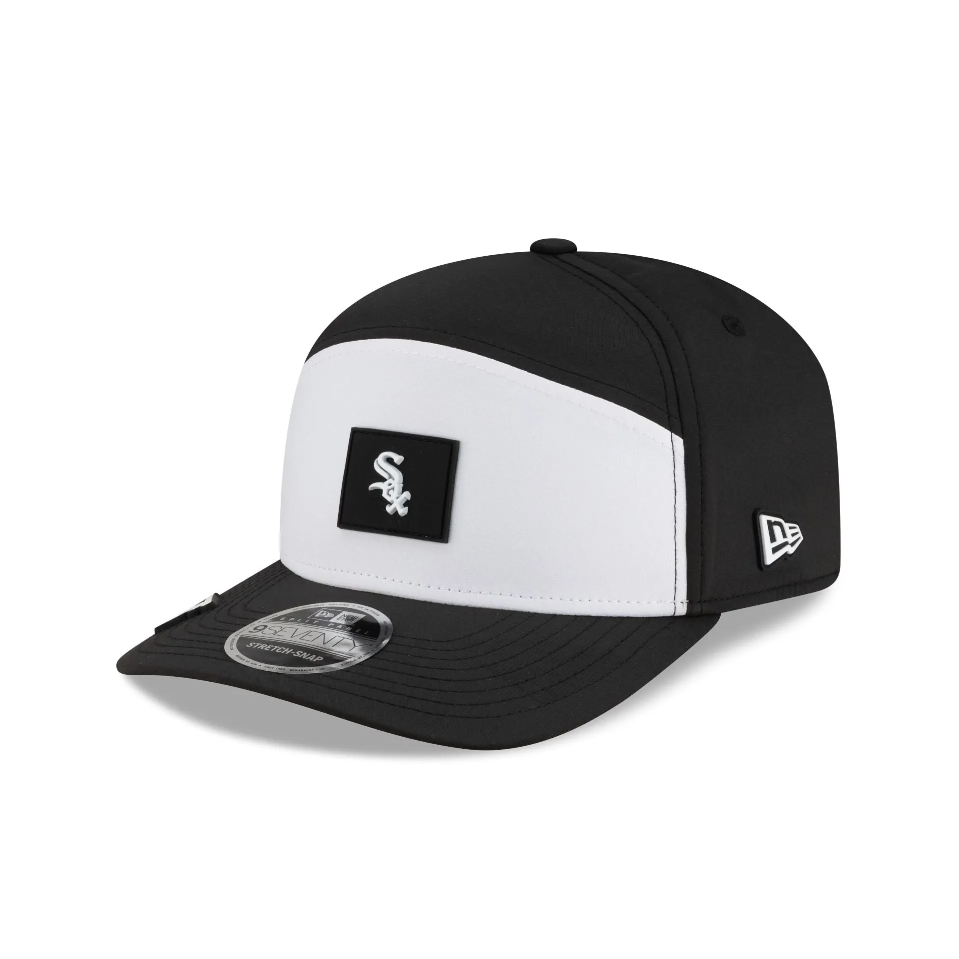 Chicago White Sox 2026 Clubhouse Black & White Split Panel 9SEVENTY Stretch-Snap Hat sold by New Era product image thumbnail 3